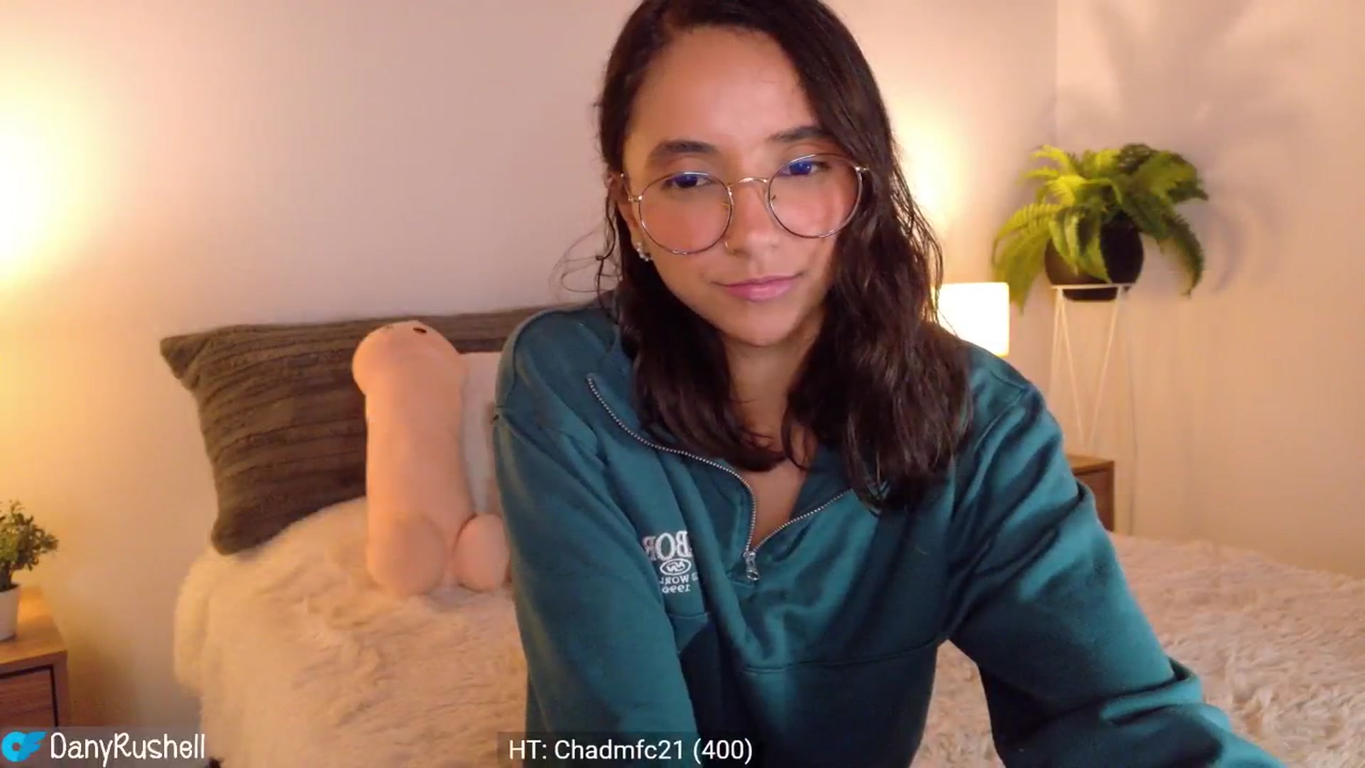 Gallery image thumbnail from NataliaMFC_'s myfreecams stream on, 03/10/2026, 05:01 image 5 of 20