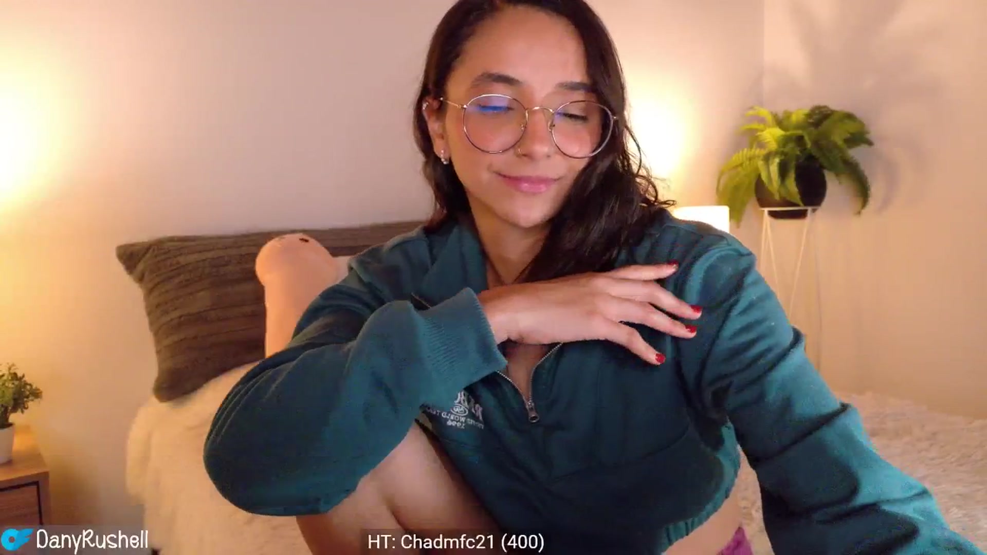Gallery image thumbnail from NataliaMFC_'s myfreecams stream on, 03/10/2026, 05:01 image 3 of 20