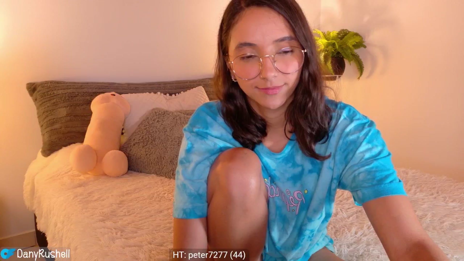 Gallery image thumbnail from NataliaMFC_'s myfreecams stream on, 03/13/2026, 03:18 image 15 of 20