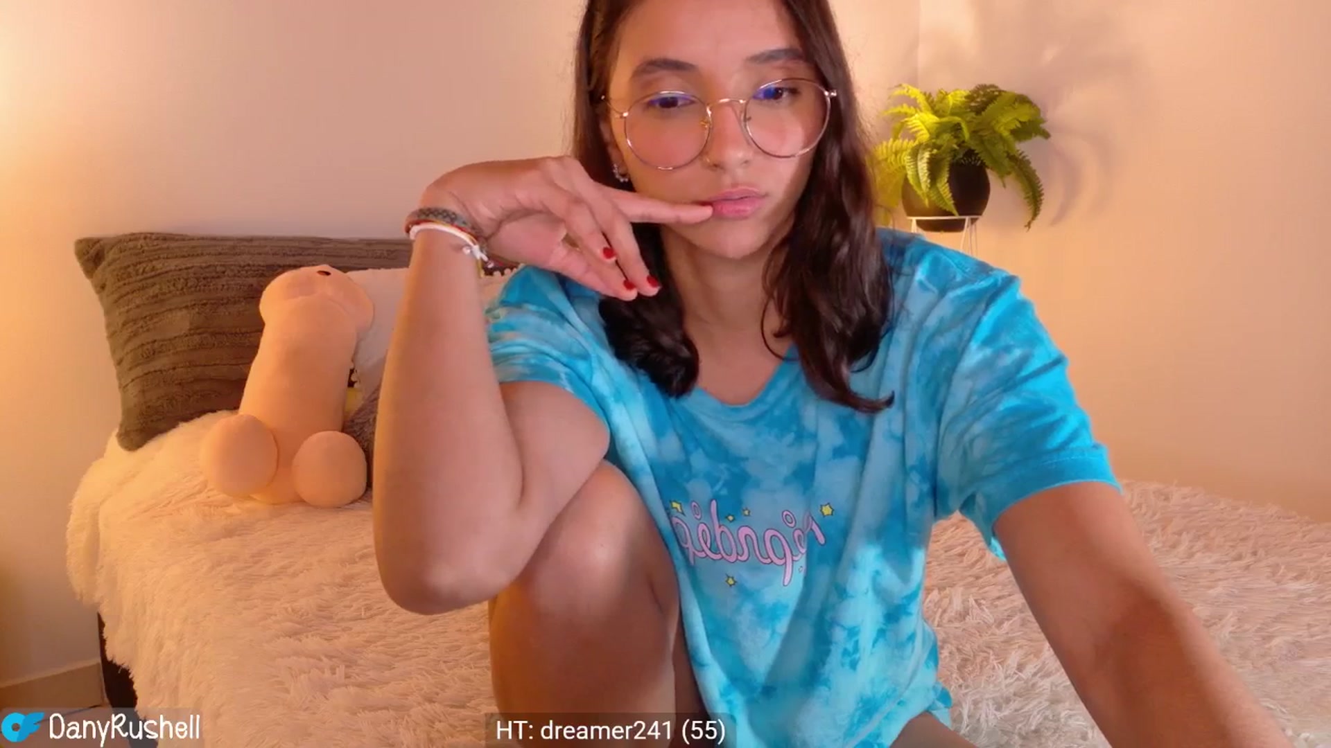 Gallery image thumbnail from NataliaMFC_'s myfreecams stream on, 03/13/2026, 03:18 image 16 of 20
