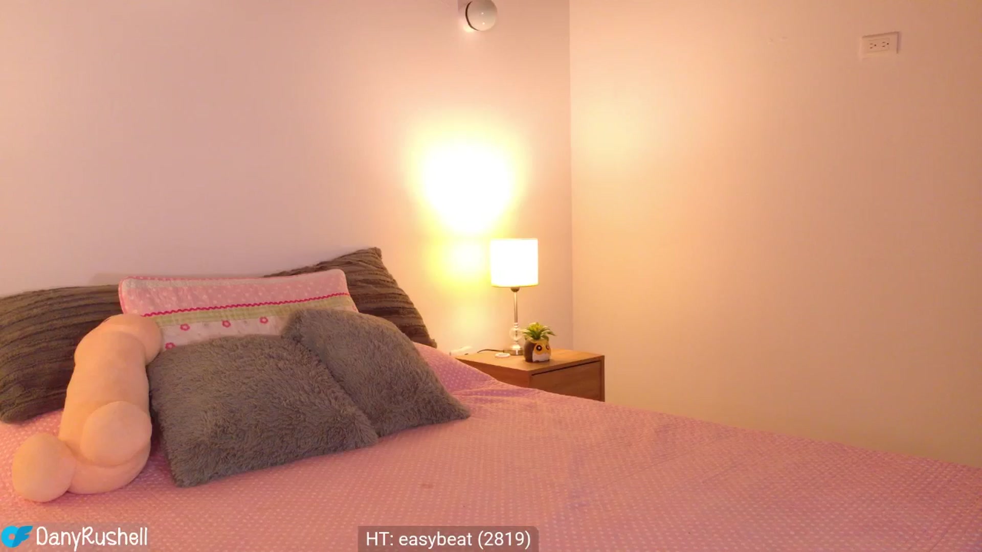 Gallery image thumbnail from NataliaMFC_'s myfreecams stream on, 04/16/2026, 04:16 image 12 of 20