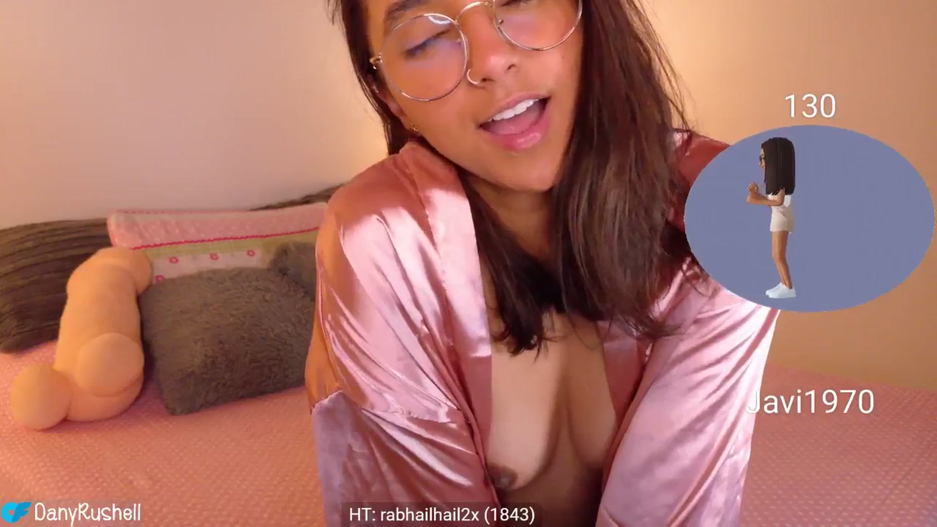 Gallery image thumbnail from NataliaMFC_'s myfreecams stream on, 04/16/2026, 04:16 image 8 of 20
