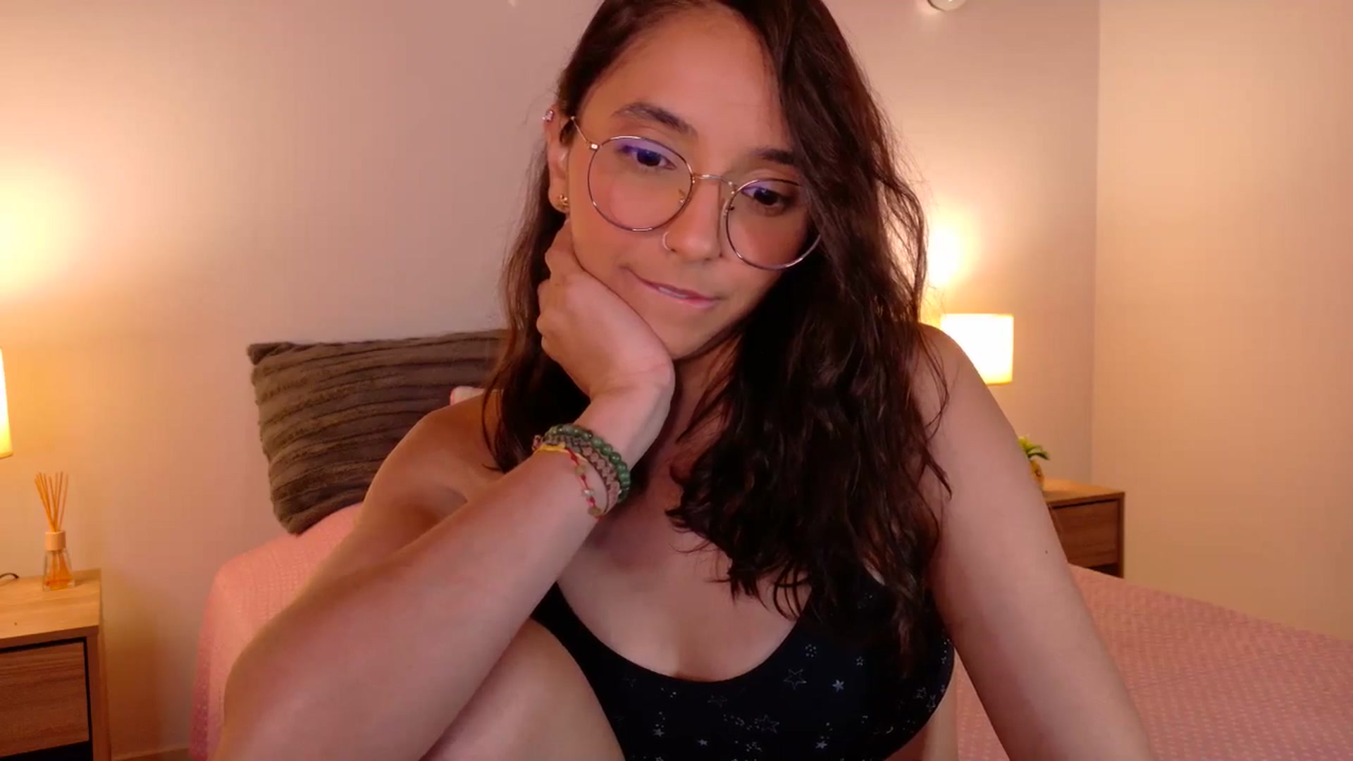 Gallery image thumbnail from NataliaMFC_'s myfreecams stream on, 04/23/2026, 24:00 image 8 of 20