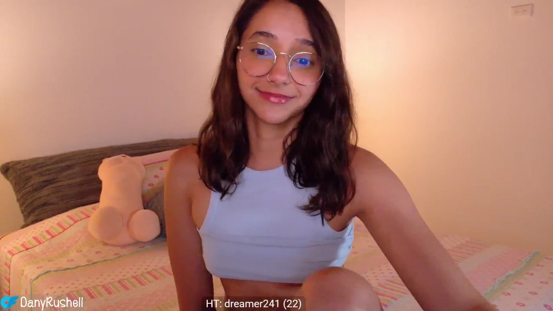 Gallery image thumbnail from NataliaMFC_'s myfreecams stream on, 05/01/2026, 03:20 image 4 of 20