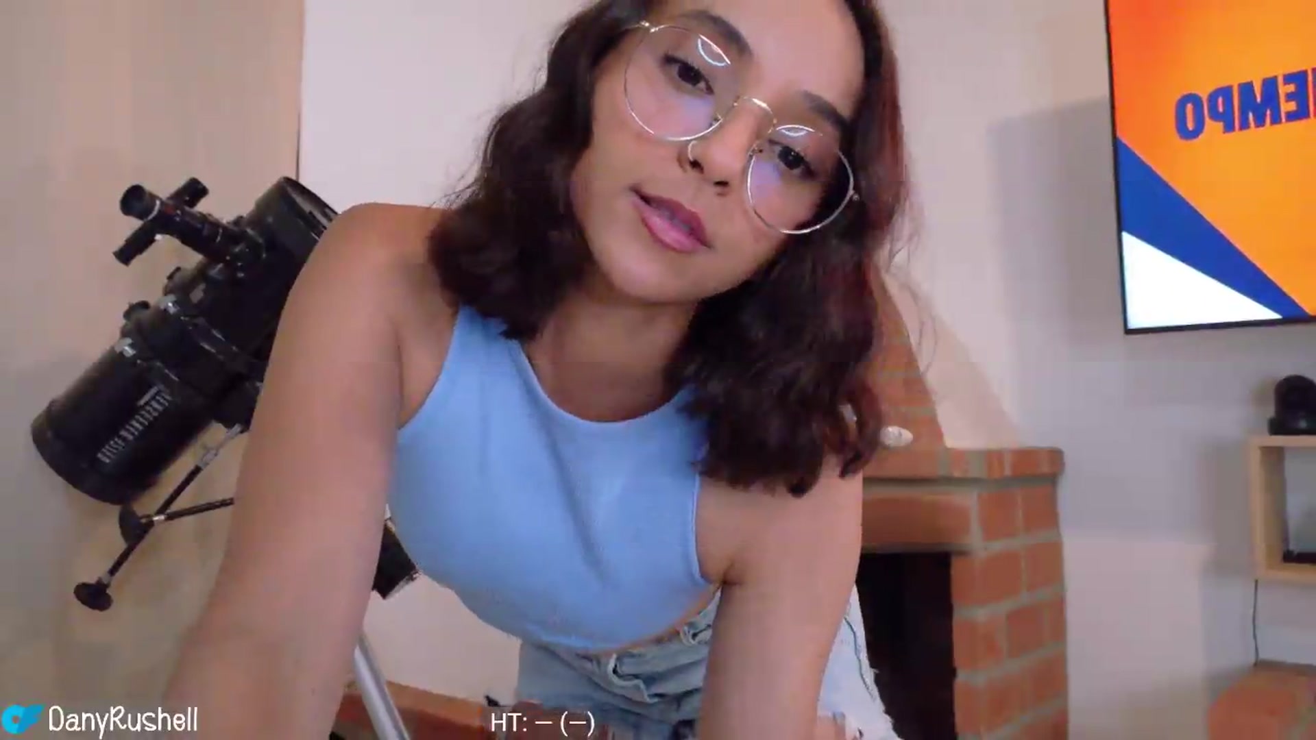 Gallery image thumbnail from NataliaMFC_'s myfreecams stream on, 06/09/2026, 24:02 image 3 of 20