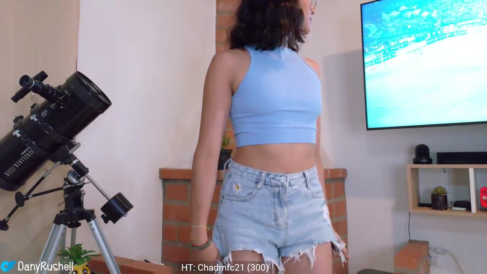 Gallery image thumbnail from NataliaMFC_'s myfreecams stream on, 06/09/2026, 24:02 image 15 of 20