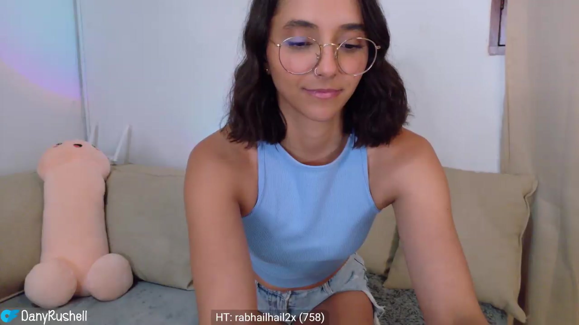 Gallery image thumbnail from NataliaMFC_'s myfreecams stream on, 06/09/2026, 03:10 image 10 of 20