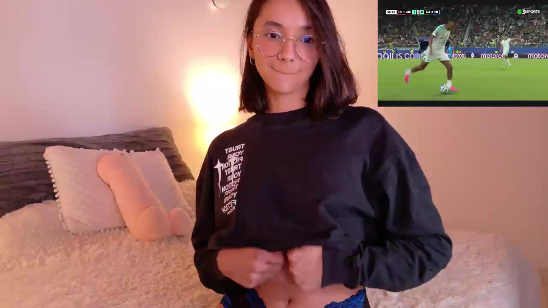 Gallery image thumbnail from NataliaMFC_'s myfreecams stream on, 06/23/2026, 04:27 image 17 of 20