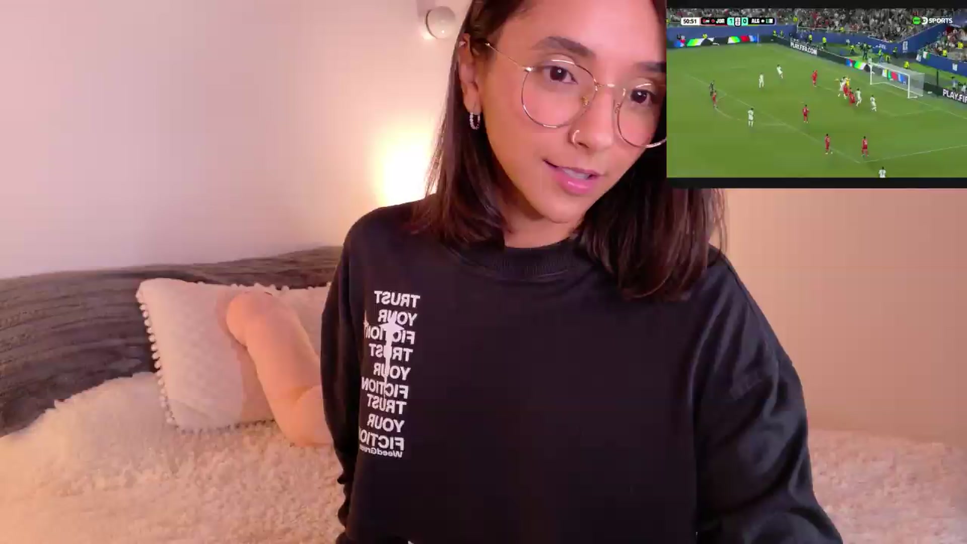 Gallery image thumbnail from NataliaMFC_'s myfreecams stream on, 06/23/2026, 04:27 image 11 of 20