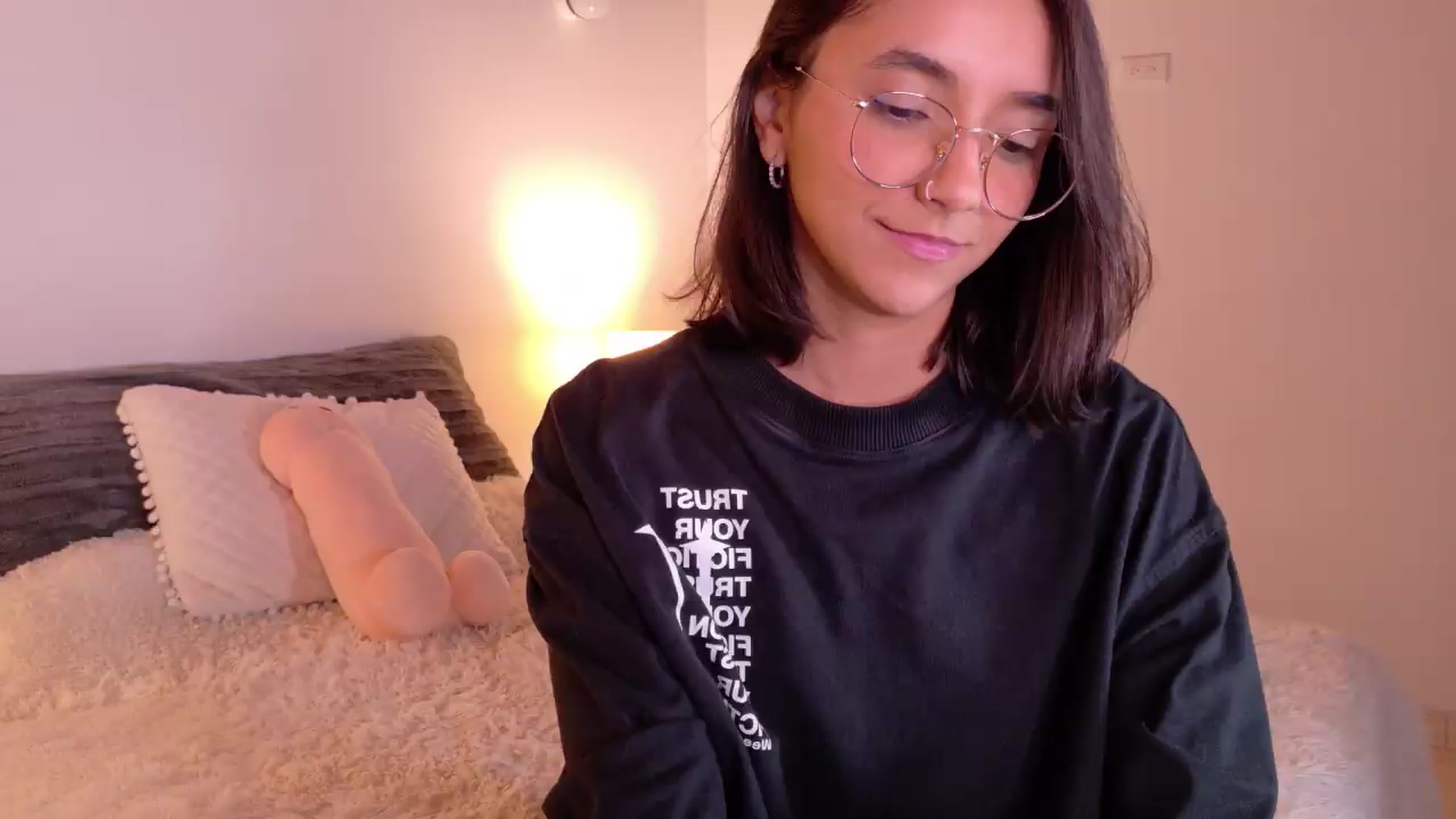 Gallery image thumbnail from NataliaMFC_'s myfreecams stream on, 06/23/2026, 05:33 image 8 of 20