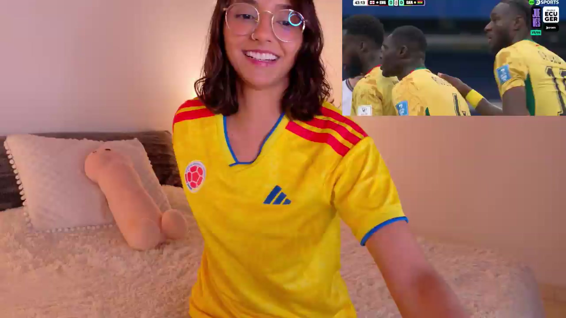 Gallery image thumbnail from NataliaMFC_'s myfreecams stream on, 06/23/2026, 20:46 image 19 of 20