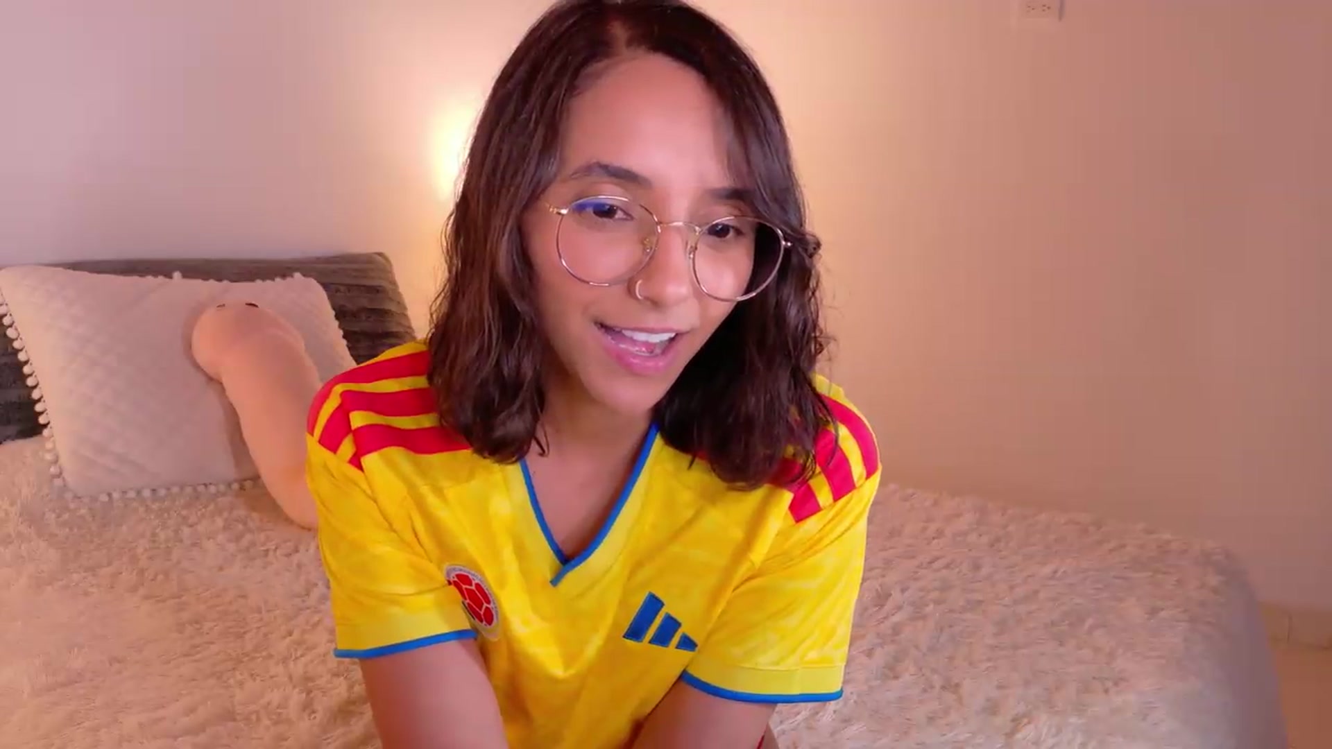 Gallery image thumbnail from NataliaMFC_'s myfreecams stream on, 06/23/2026, 23:42 image 18 of 20