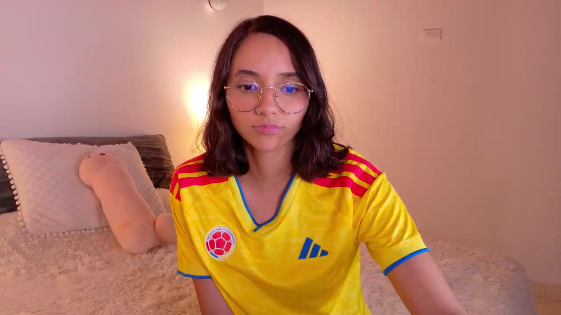 Gallery image thumbnail from NataliaMFC_'s myfreecams stream on, 06/23/2026, 23:42 image 1 of 20