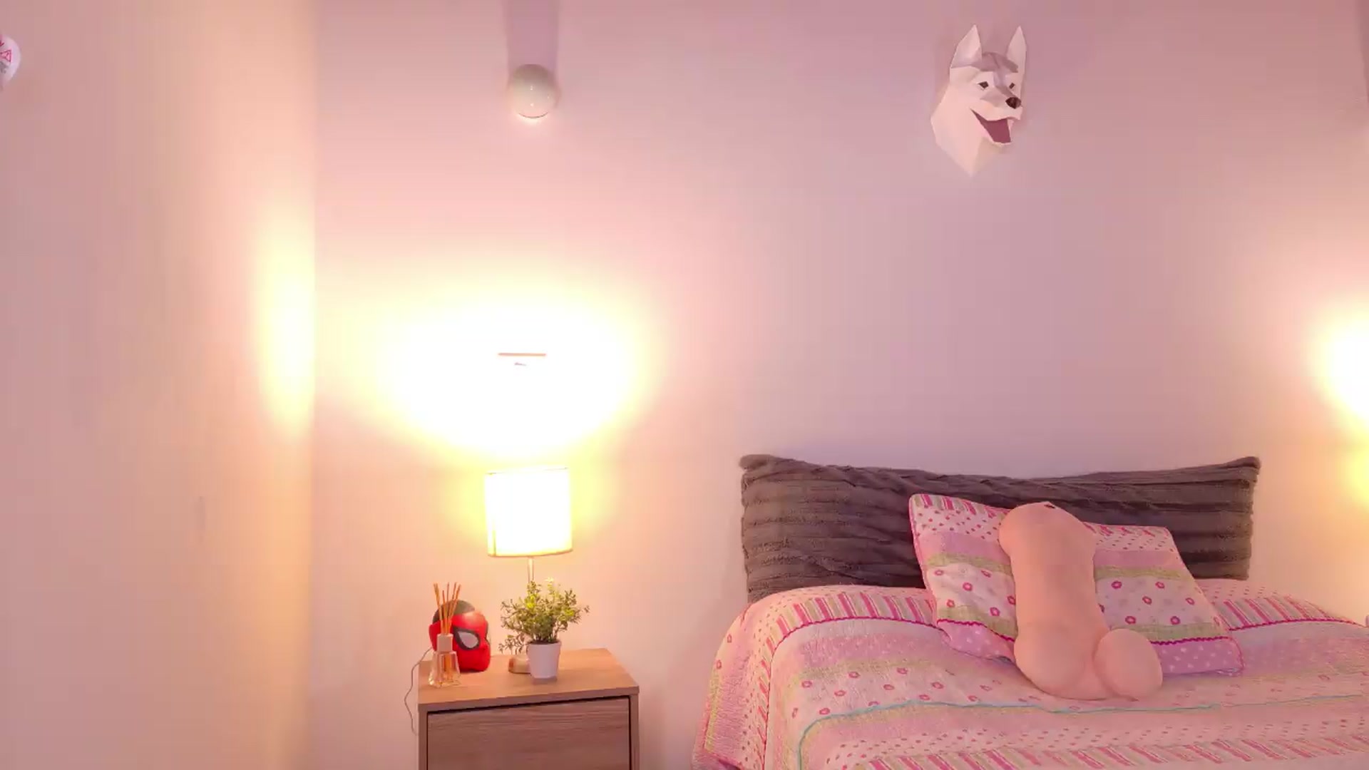 Gallery image thumbnail from NataliaMFC_'s myfreecams stream on, 07/06/2026, 24:01 image 9 of 20