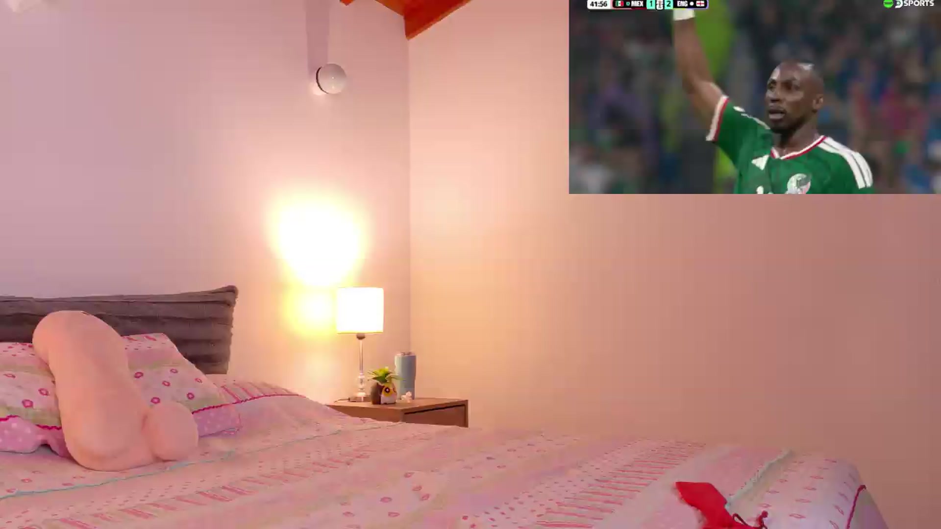 Gallery image thumbnail from NataliaMFC_'s myfreecams stream on, 07/06/2026, 02:24 image 9 of 20