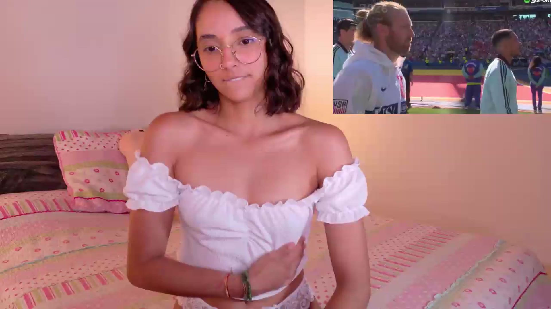 Gallery image thumbnail from NataliaMFC_'s myfreecams stream on, 07/07/2026, 24:00 image 16 of 20