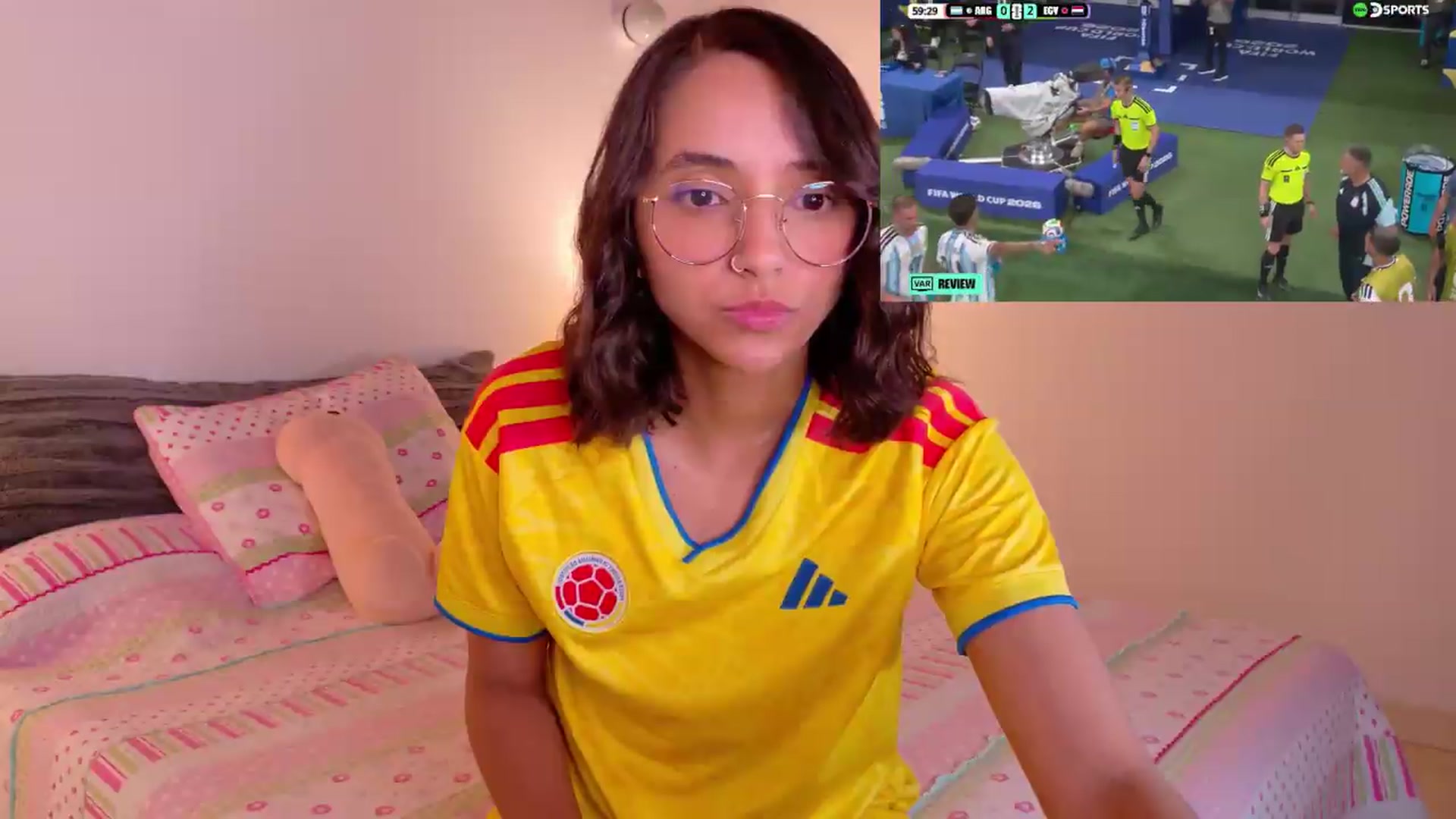 Gallery image thumbnail from NataliaMFC_'s myfreecams stream on, 07/07/2026, 17:31 image 13 of 20