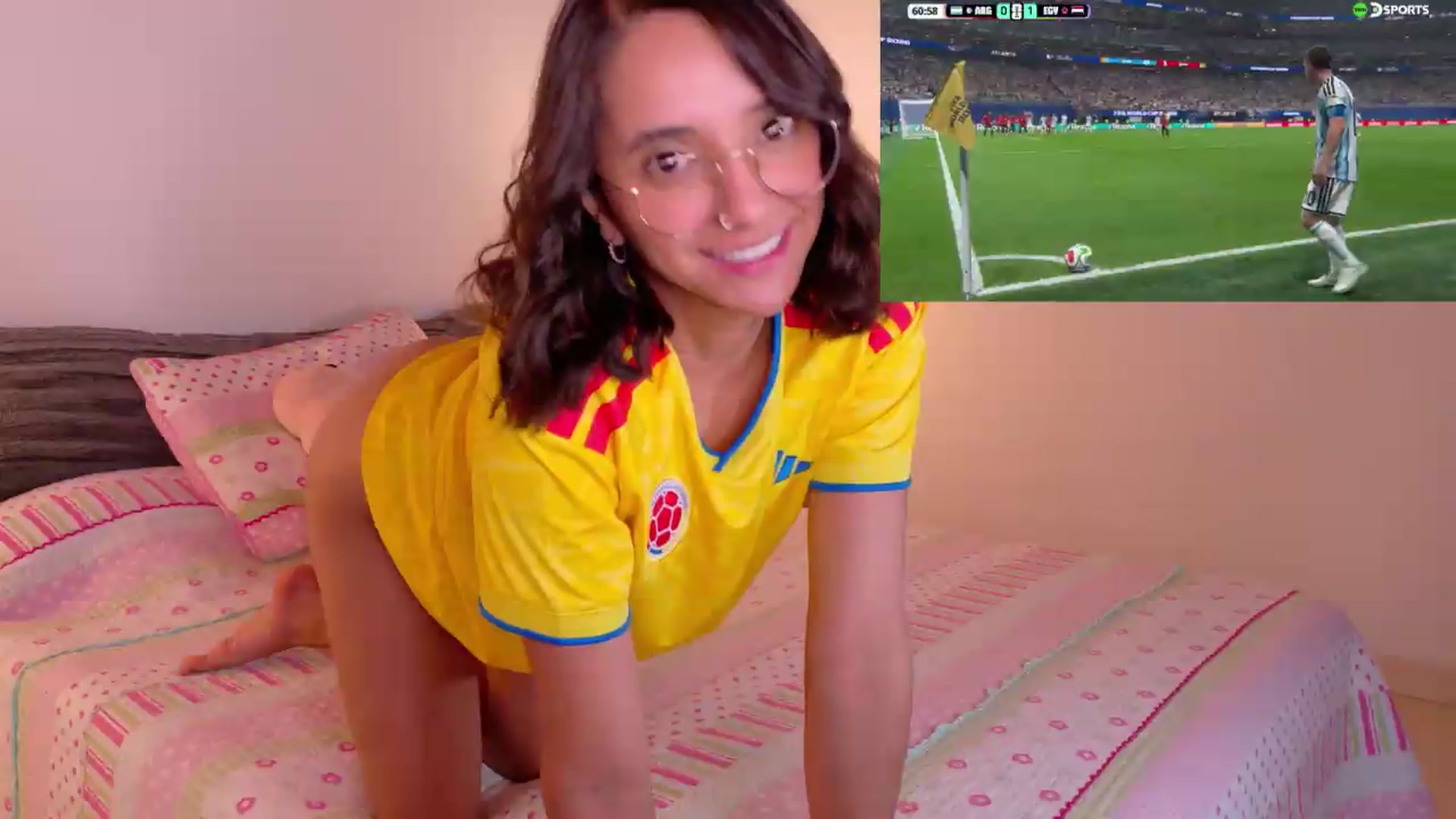 Gallery image thumbnail from NataliaMFC_'s myfreecams stream on, 07/07/2026, 17:31 image 15 of 20