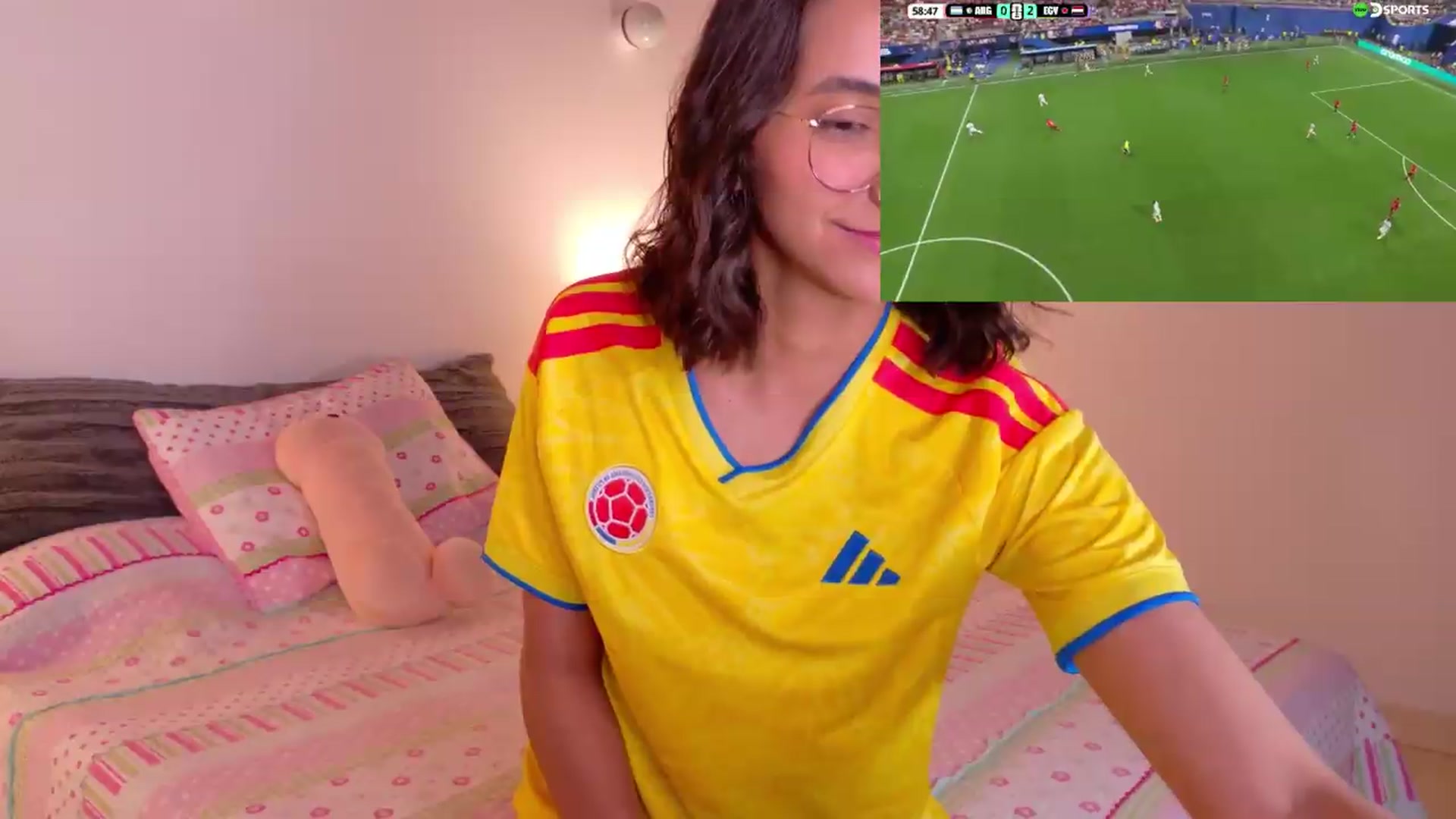 Gallery image thumbnail from NataliaMFC_'s myfreecams stream on, 07/07/2026, 17:31 image 12 of 20