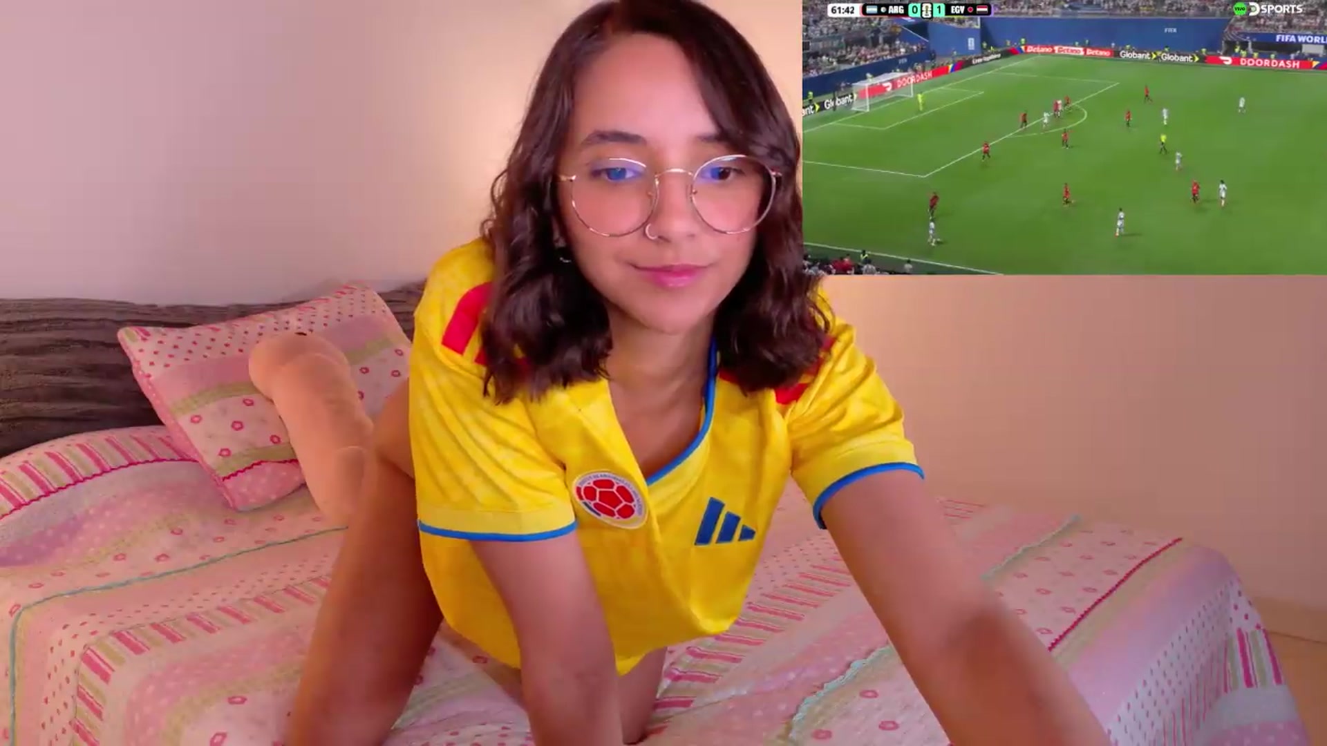 Gallery image thumbnail from NataliaMFC_'s myfreecams stream on, 07/07/2026, 17:31 image 16 of 20