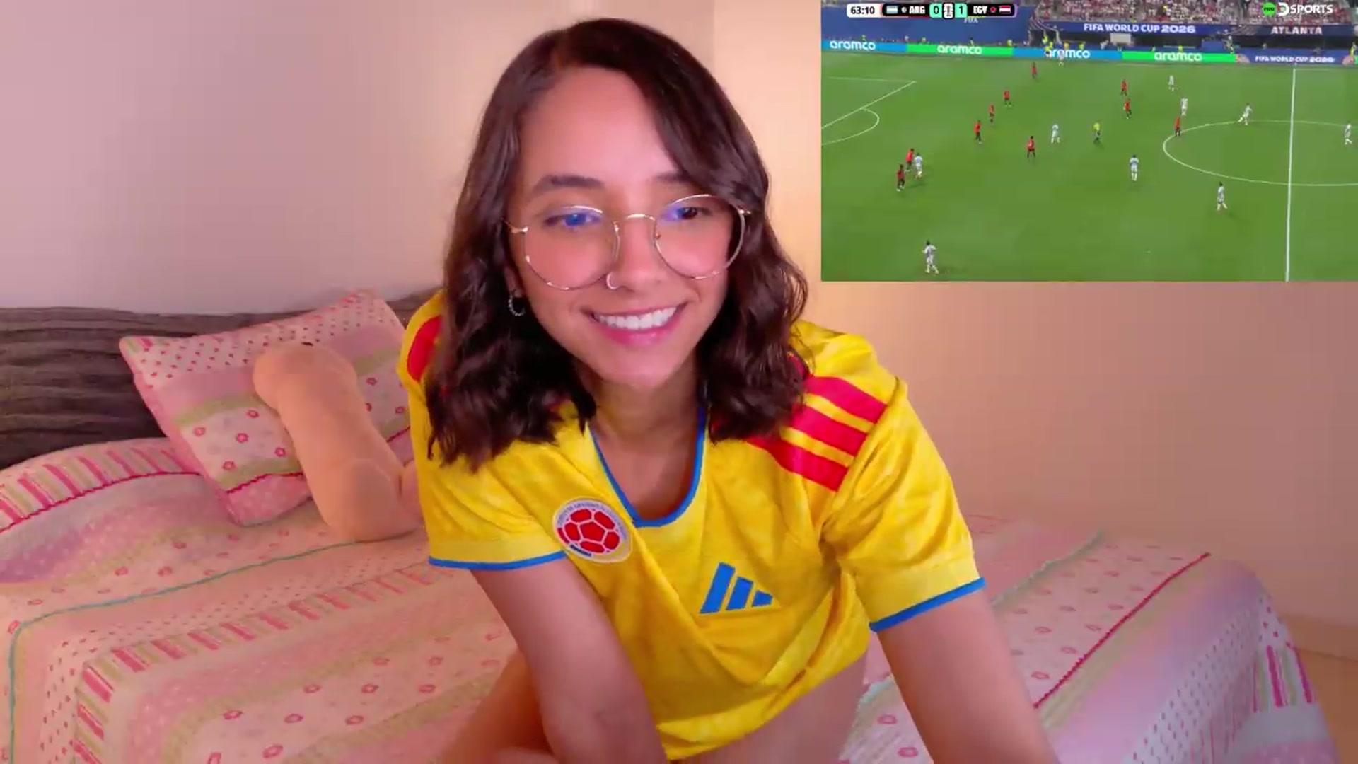 Gallery image thumbnail from NataliaMFC_'s myfreecams stream on, 07/07/2026, 17:31 image 18 of 20