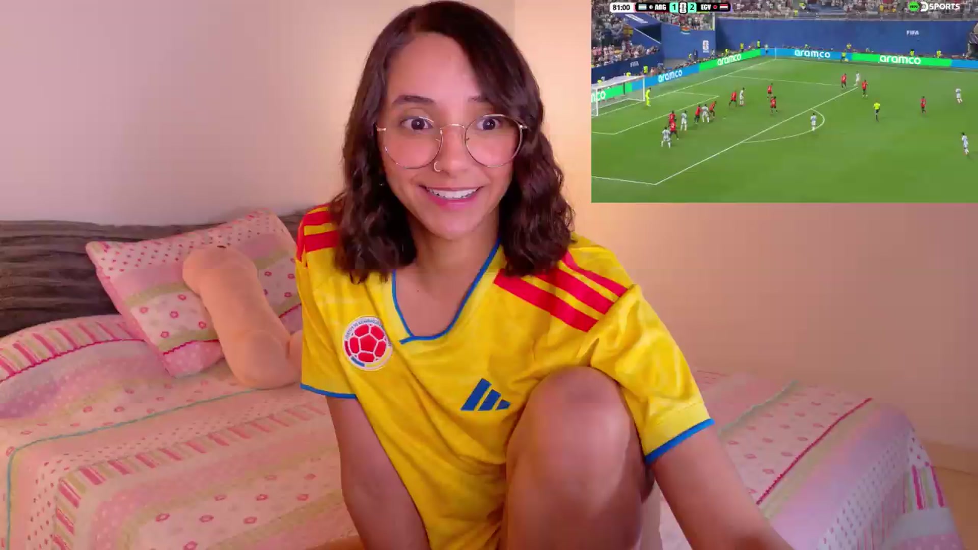 Gallery image thumbnail from NataliaMFC_'s myfreecams stream on, 07/07/2026, 17:51 image 15 of 20