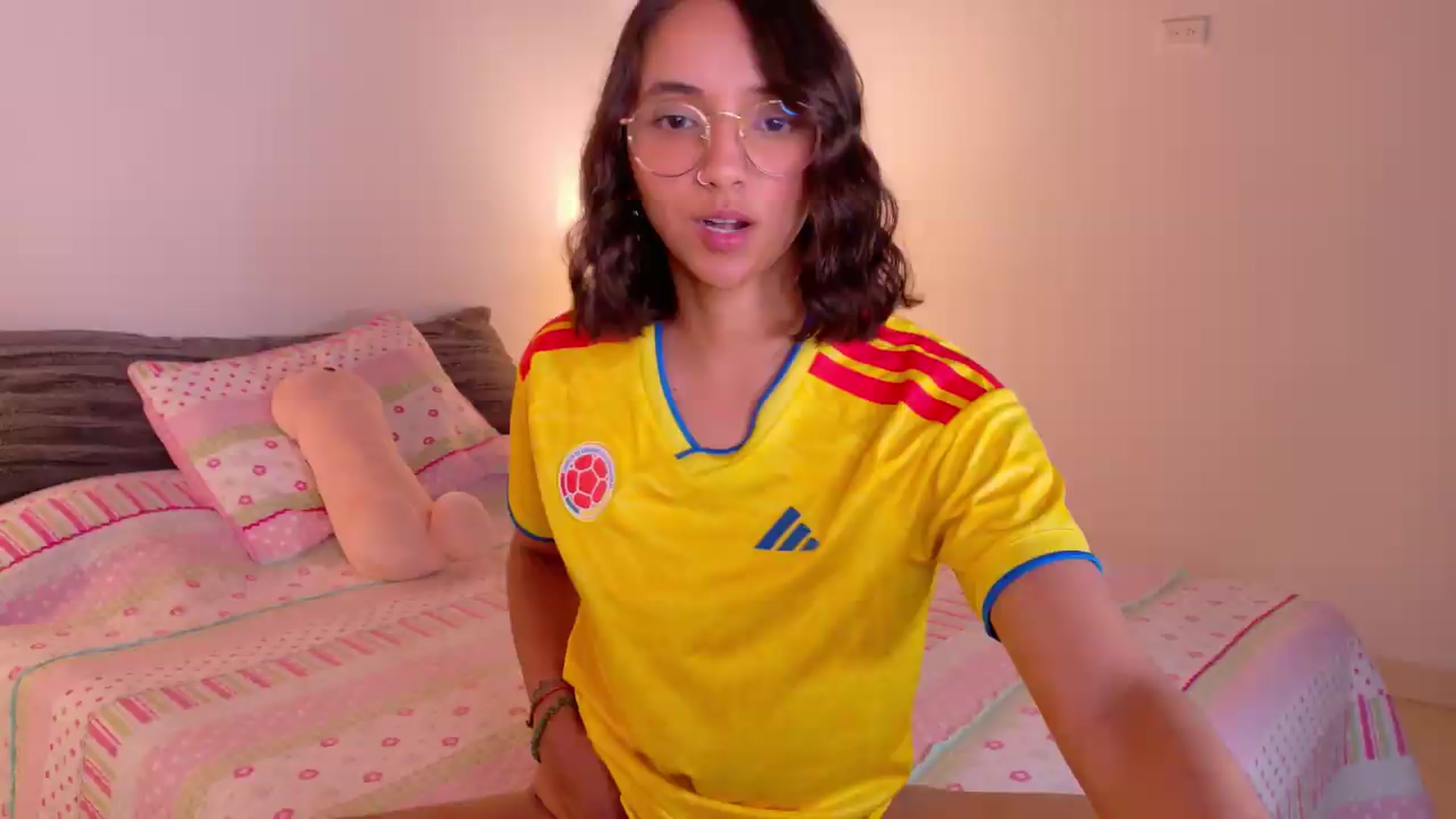 Gallery image thumbnail from NataliaMFC_'s myfreecams stream on, 07/07/2026, 17:51 image 4 of 20