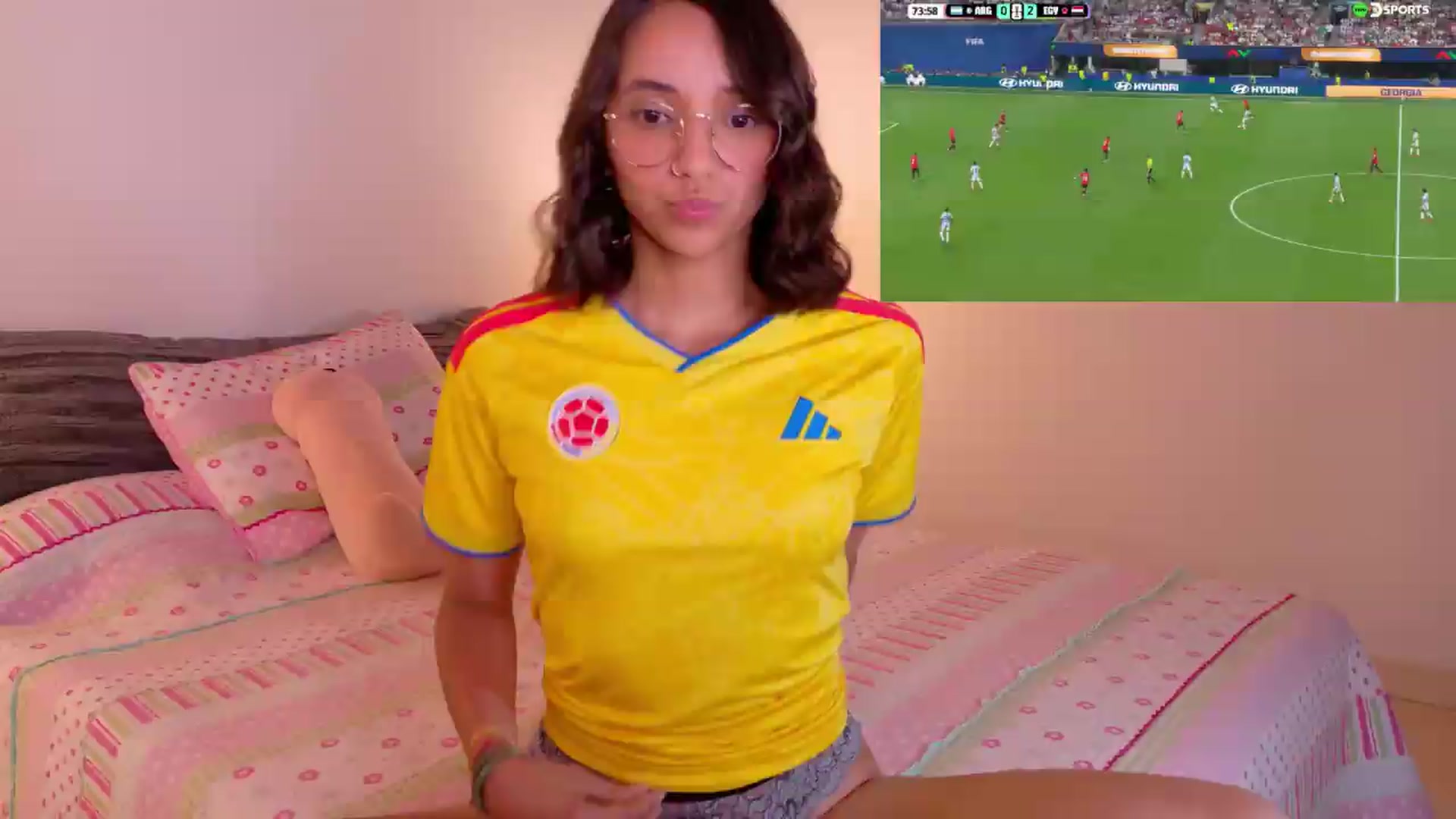 Gallery image thumbnail from NataliaMFC_'s myfreecams stream on, 07/07/2026, 17:51 image 6 of 20