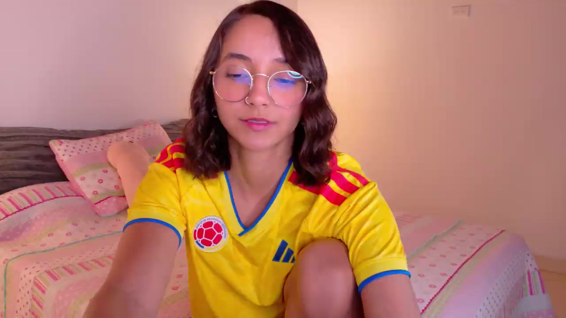 Gallery image thumbnail from NataliaMFC_'s myfreecams stream on, 07/07/2026, 18:13 image 14 of 20