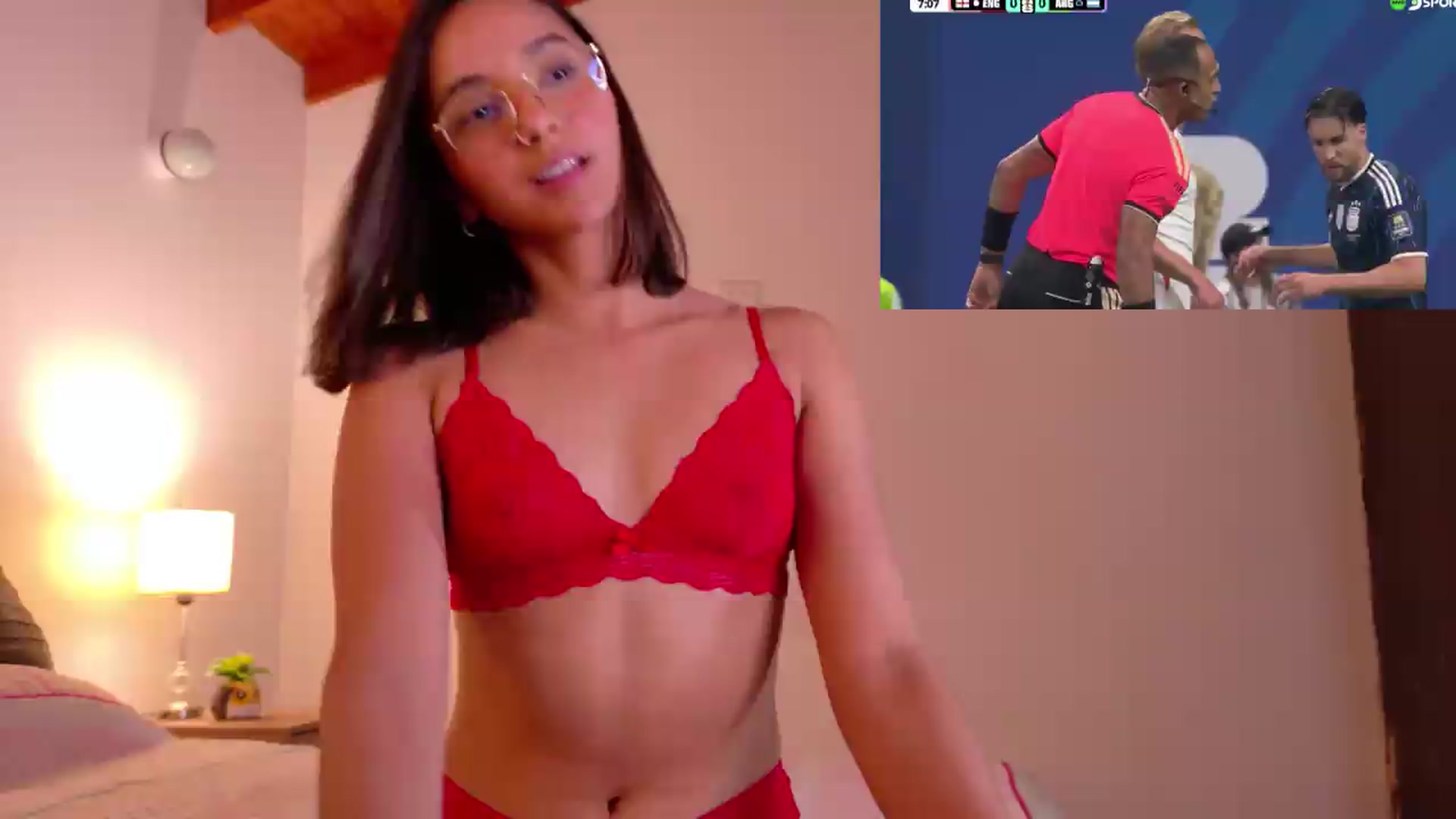 Gallery image thumbnail from NataliaMFC_'s myfreecams stream on, 07/15/2026, 19:17 image 16 of 20