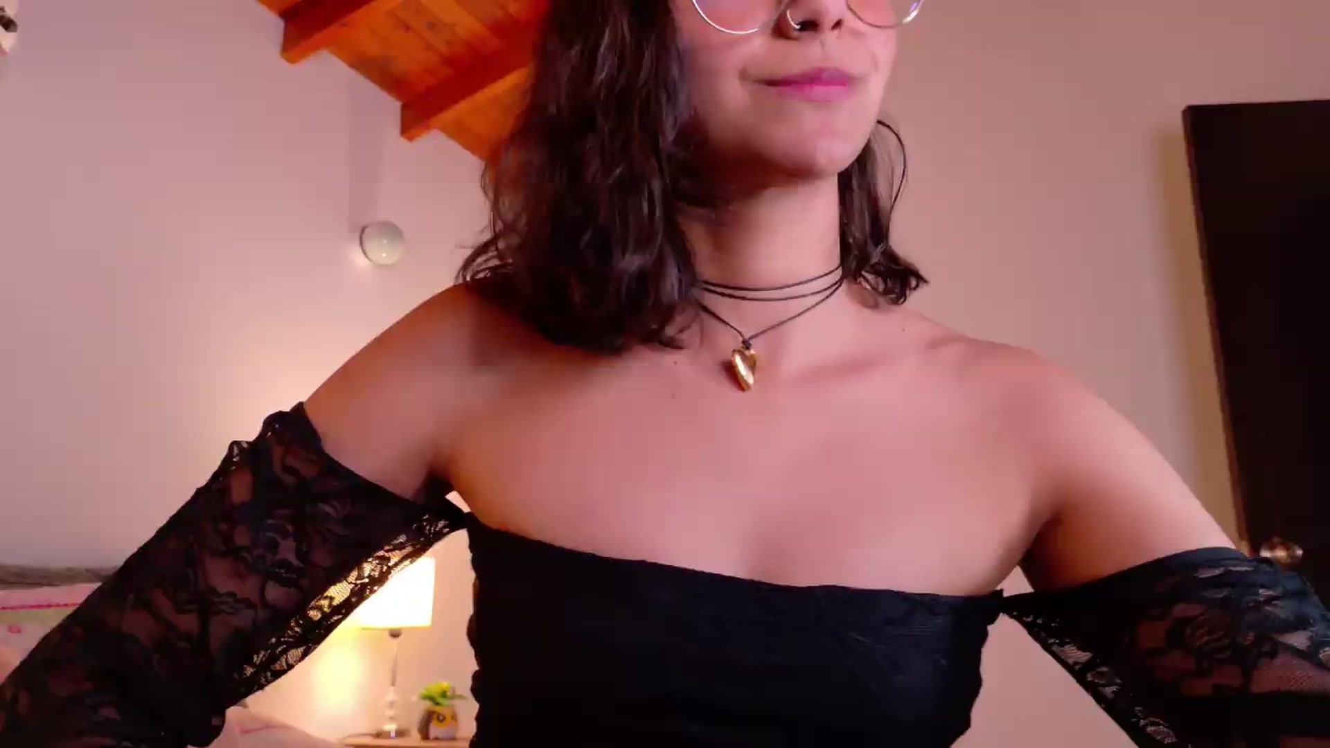 Gallery image thumbnail from NataliaMFC_'s myfreecams stream on, 07/27/2026, 24:34 image 5 of 20