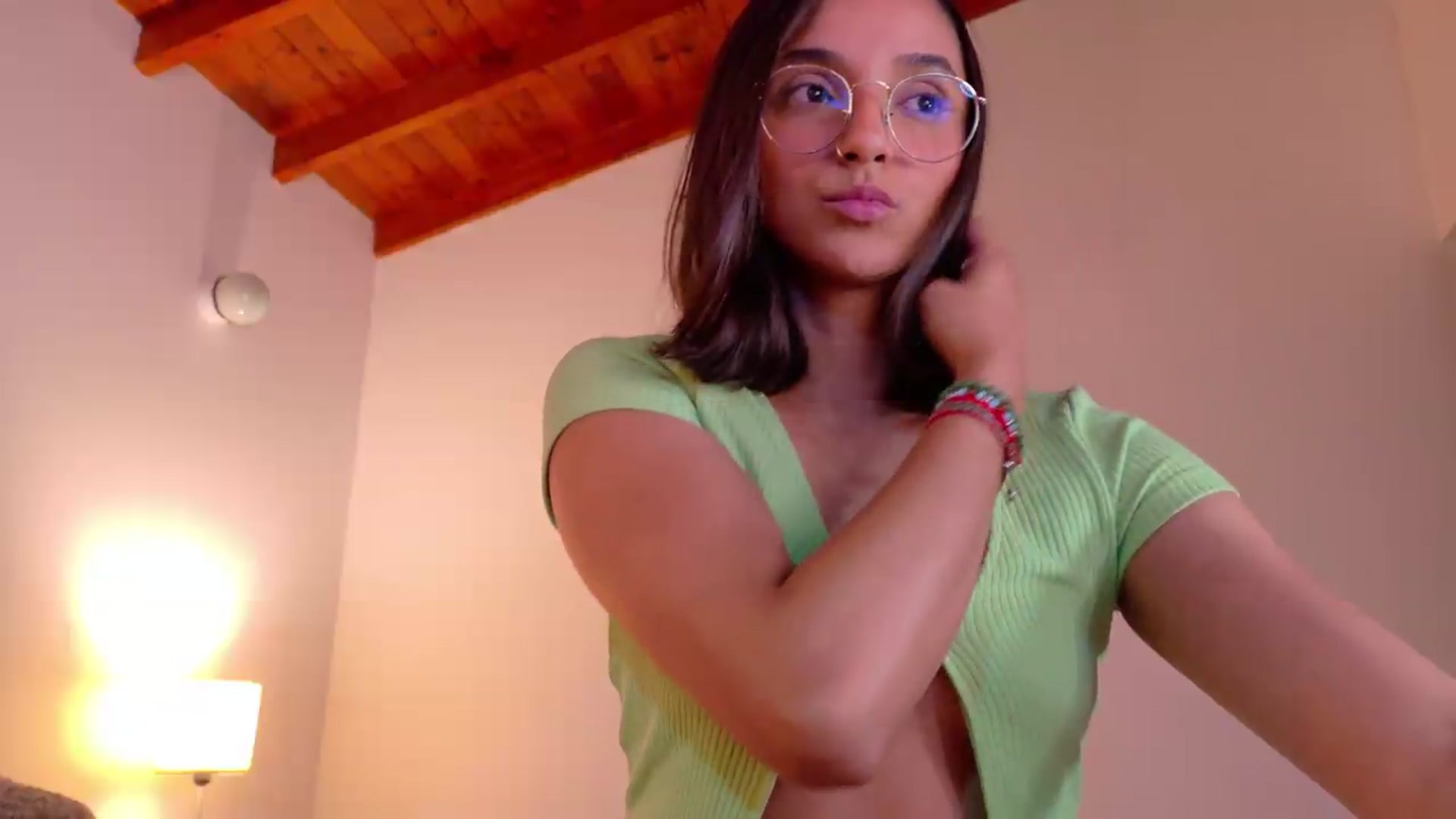 Gallery image thumbnail from NataliaMFC_'s myfreecams stream on, 08/18/2026, 01:57 image 20 of 20