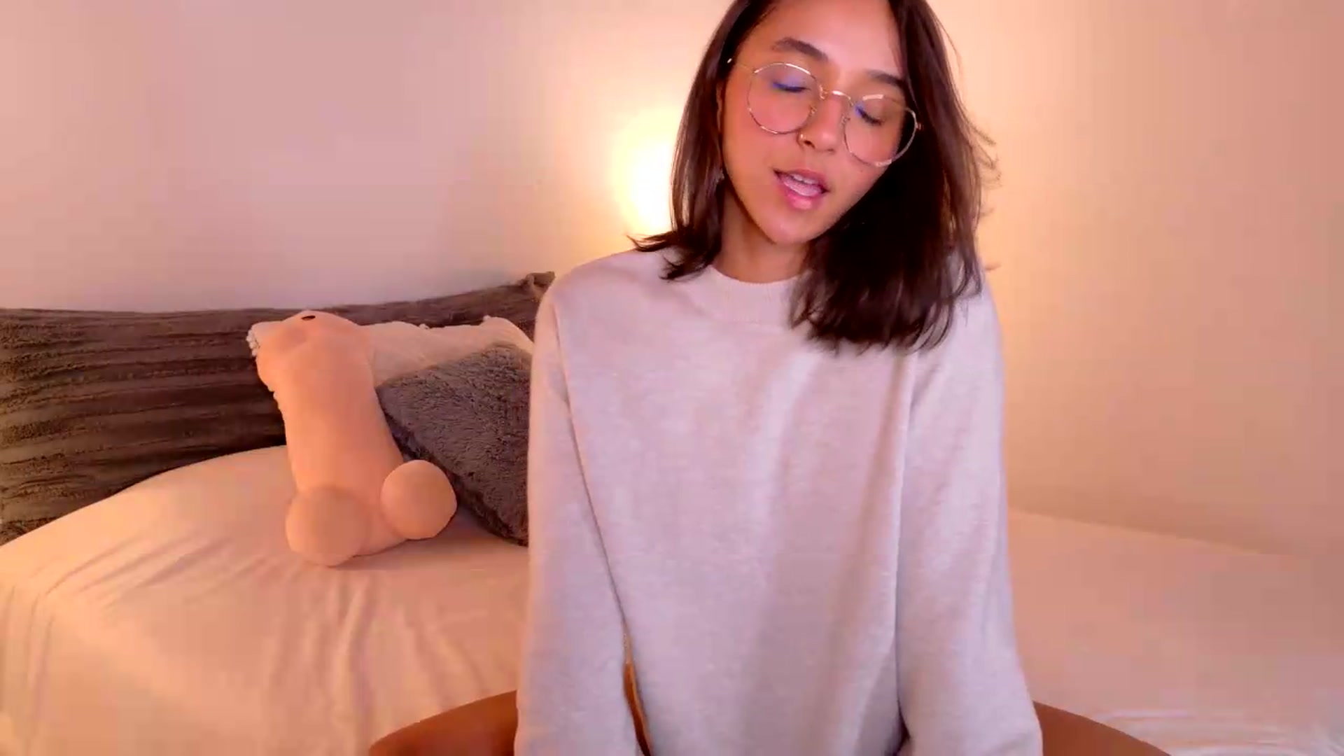 Gallery image thumbnail from NataliaMFC_'s myfreecams stream on, 08/30/2026, 23:28 image 18 of 20