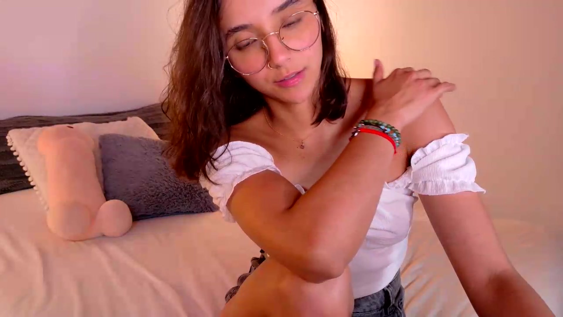 Gallery image thumbnail from NataliaMFC_'s myfreecams stream on, 09/09/2026, 24:59 image 10 of 20