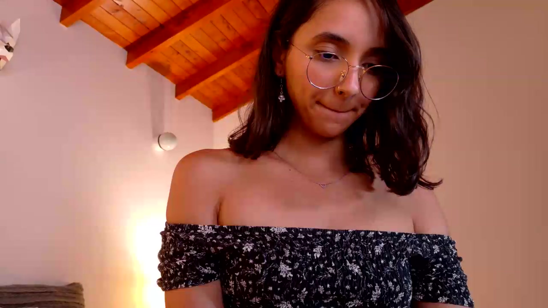 Gallery image thumbnail from NataliaMFC_'s myfreecams stream on, 09/16/2026, 01:16 image 19 of 20