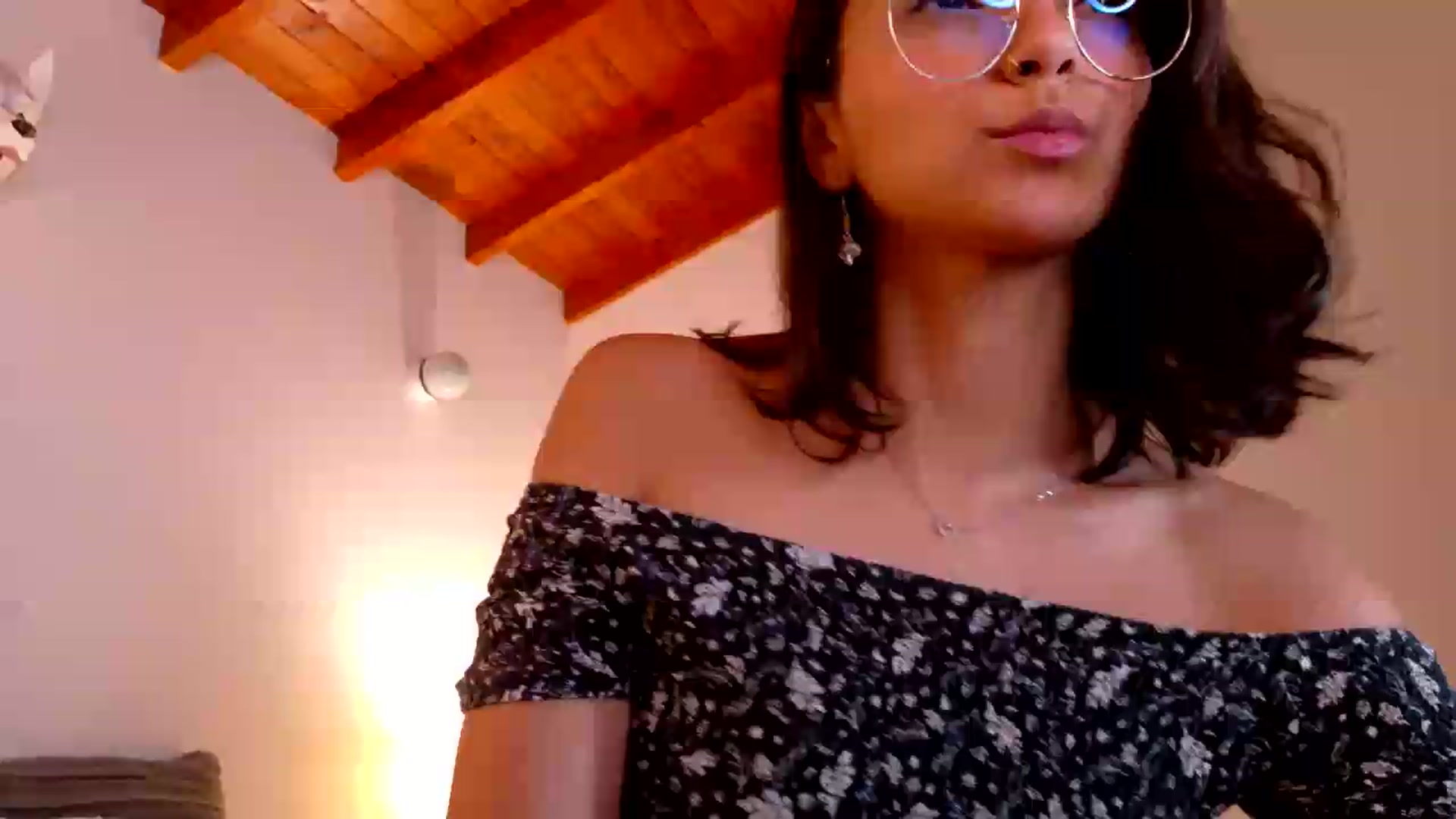Gallery image thumbnail from NataliaMFC_'s myfreecams stream on, 09/16/2026, 01:16 image 20 of 20
