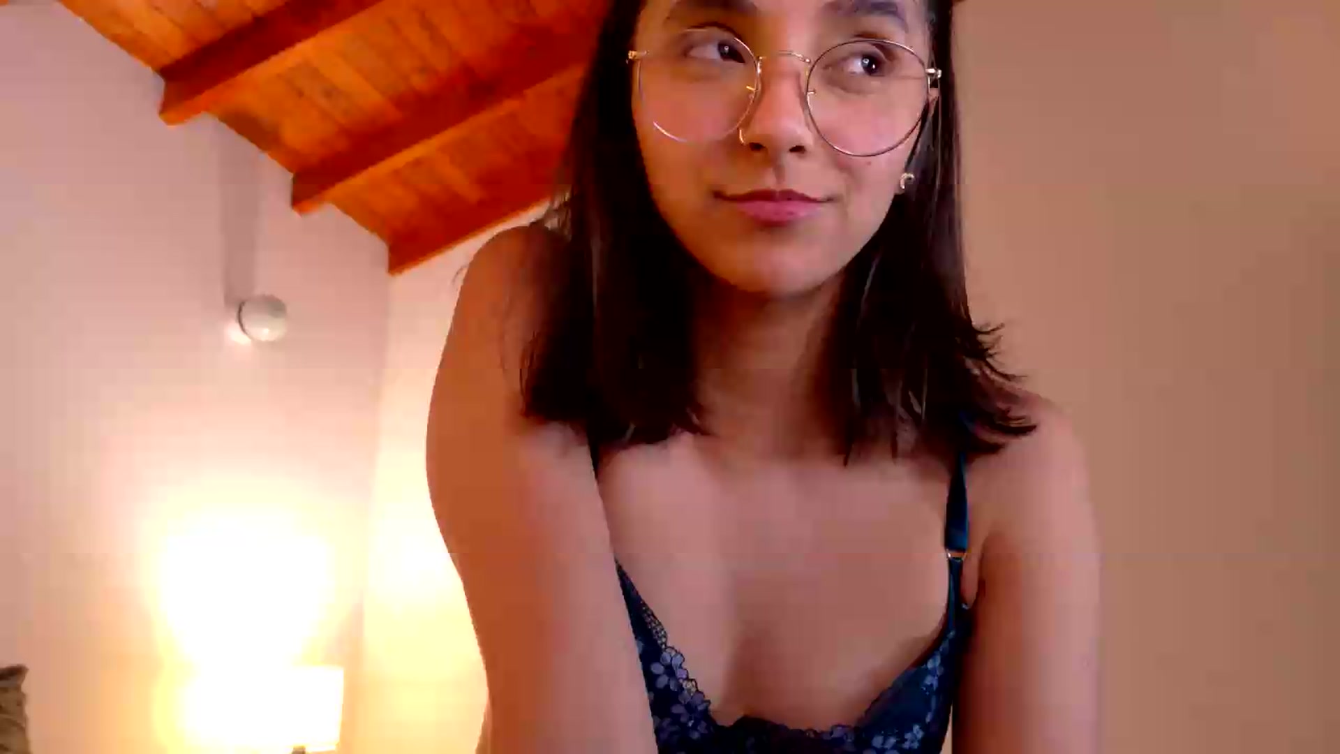 Gallery image thumbnail from NataliaMFC_'s myfreecams stream on, 09/17/2026, 04:40 image 9 of 20