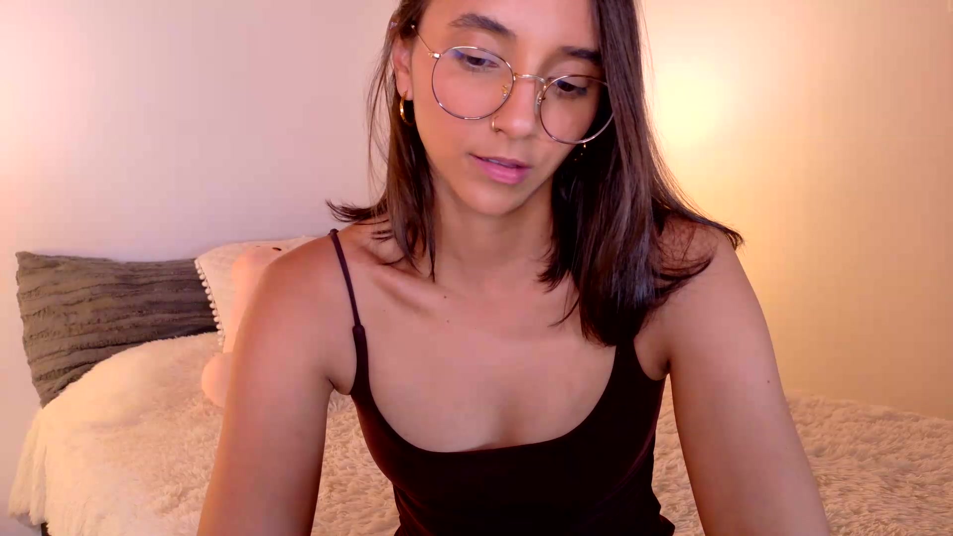 Gallery image thumbnail from NataliaMFC_'s myfreecams stream on, 09/21/2026, 23:28 image 10 of 20
