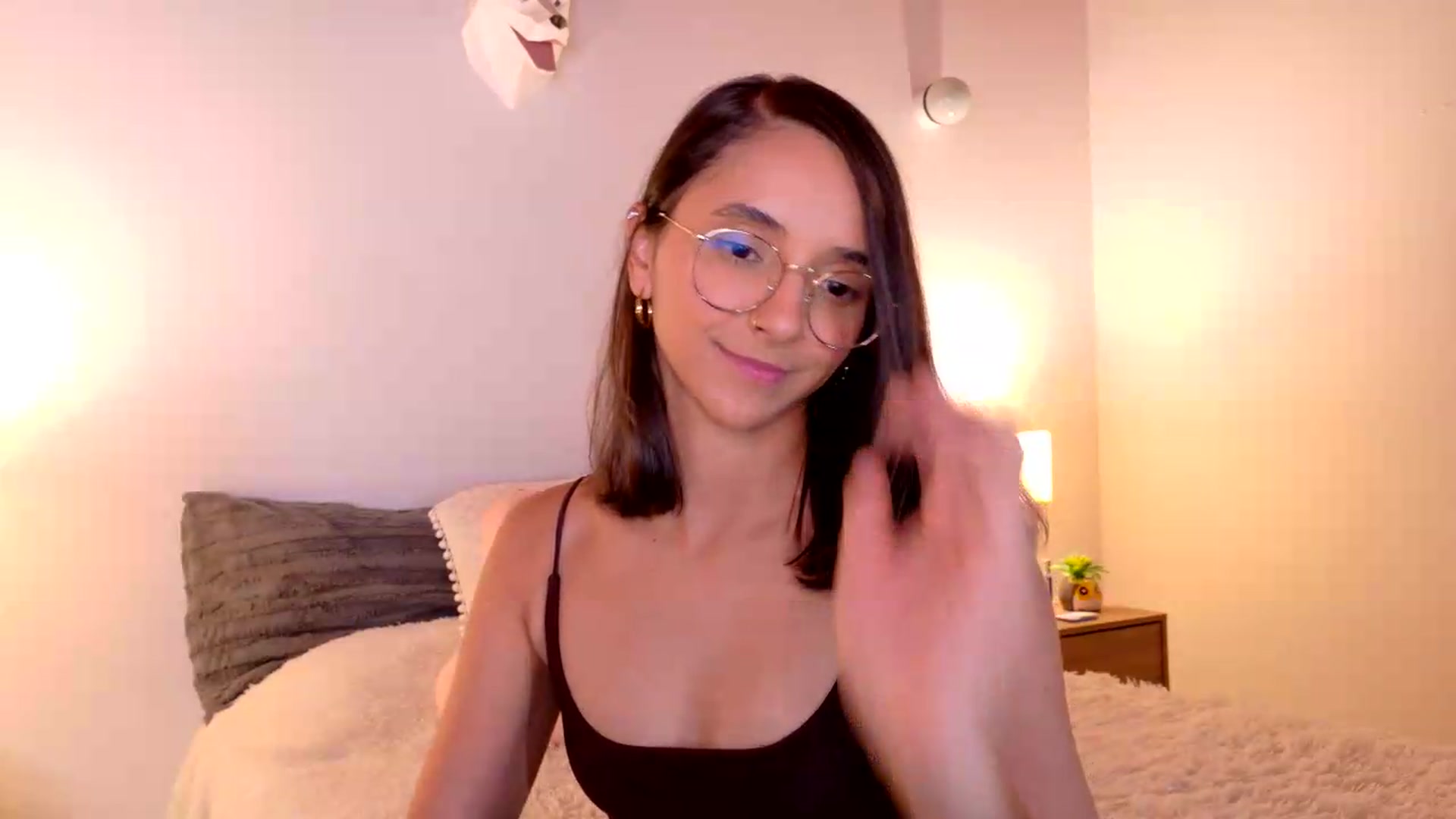 Gallery image thumbnail from NataliaMFC_'s myfreecams stream on, 09/21/2026, 23:28 image 8 of 20