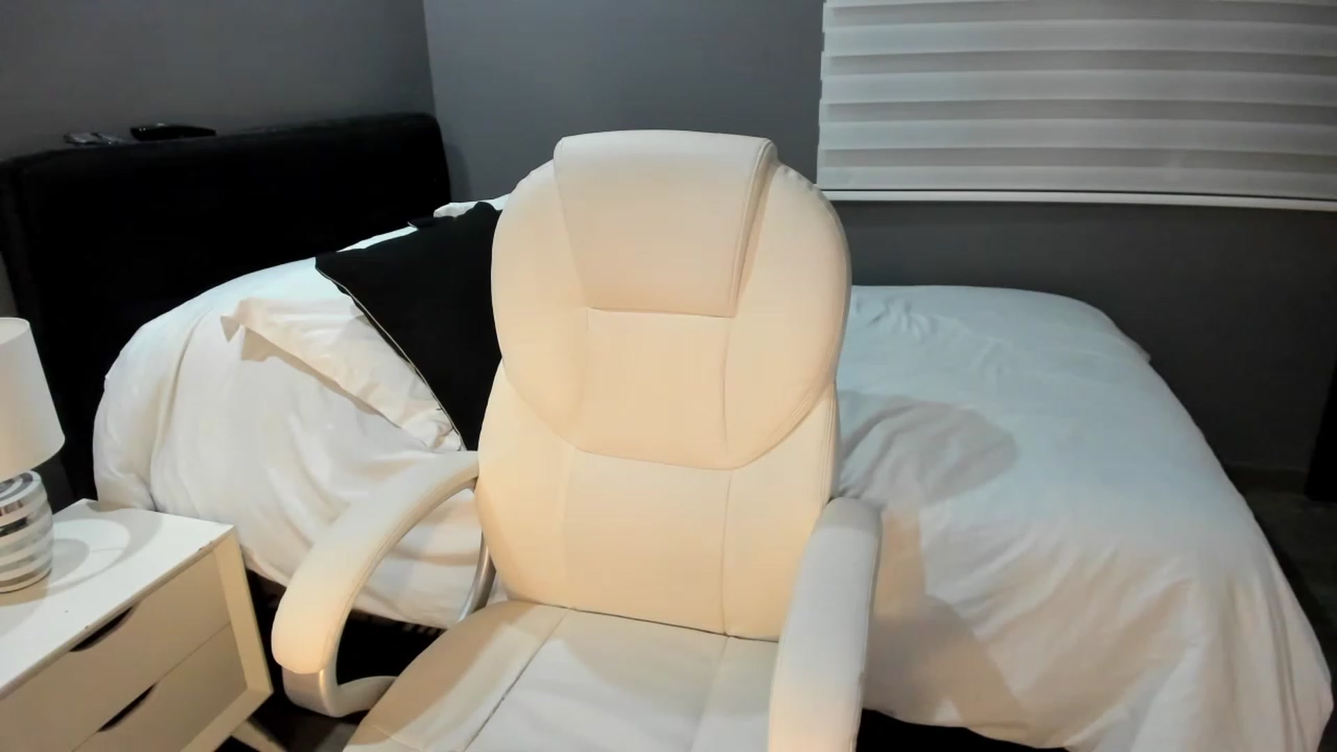 Gallery image thumbnail from Natalia_Doll's myfreecams stream on, 11/27/2022, 19:47 image 19 of 20