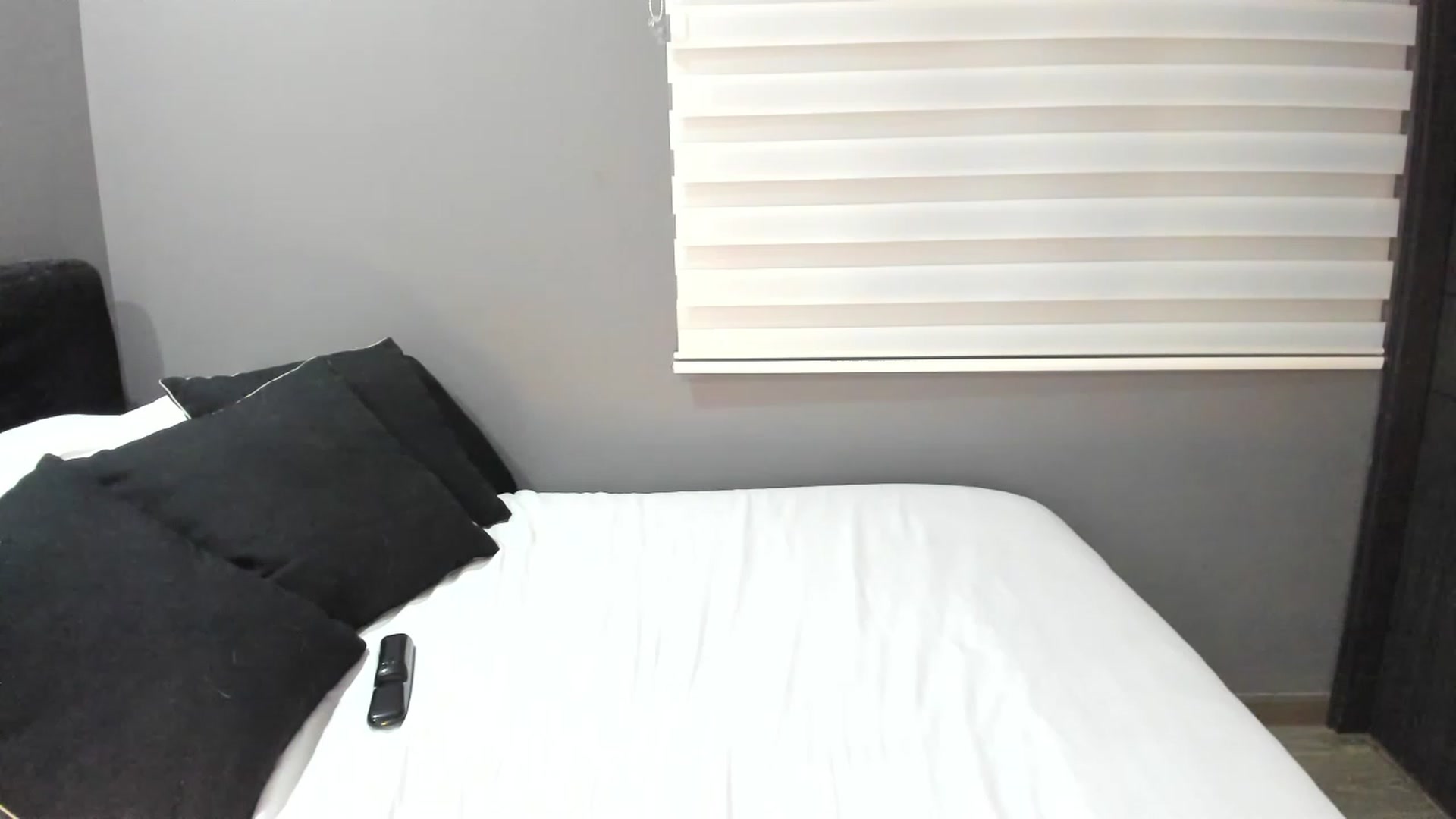 Gallery image thumbnail from Natalia_Doll's myfreecams stream on, 11/29/2022, 01:52 image 16 of 20
