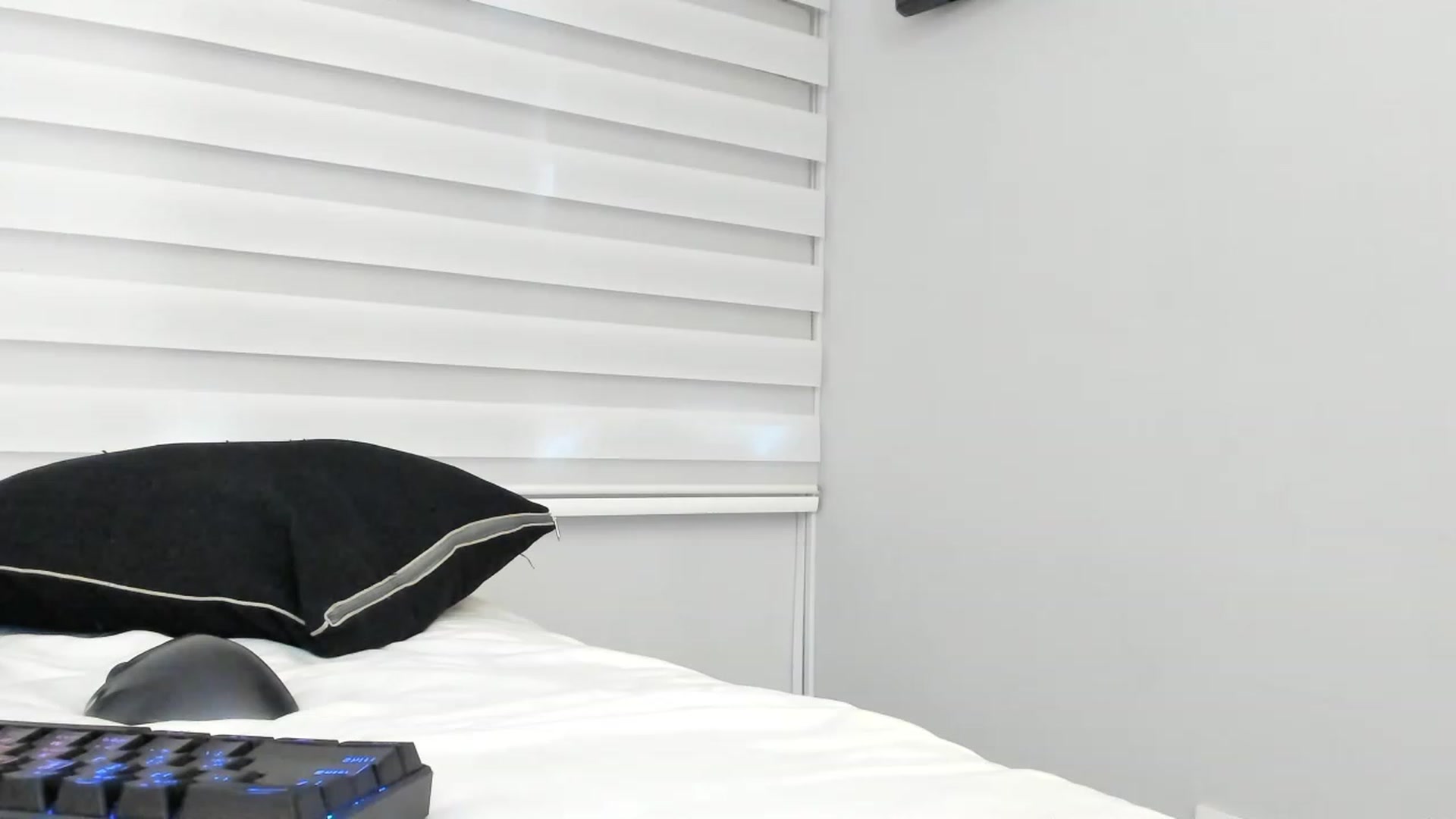 Gallery image thumbnail from Natalia_Doll's myfreecams stream on, 02/23/2023, 21:31 image 9 of 20