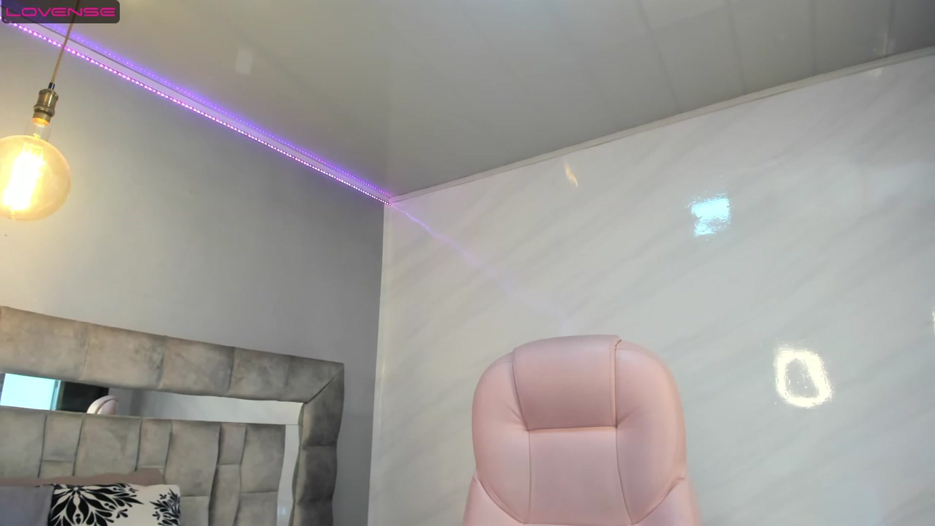Gallery image thumbnail from Natalia_Doll's myfreecams stream on, 08/03/2023, 18:21 image 17 of 20