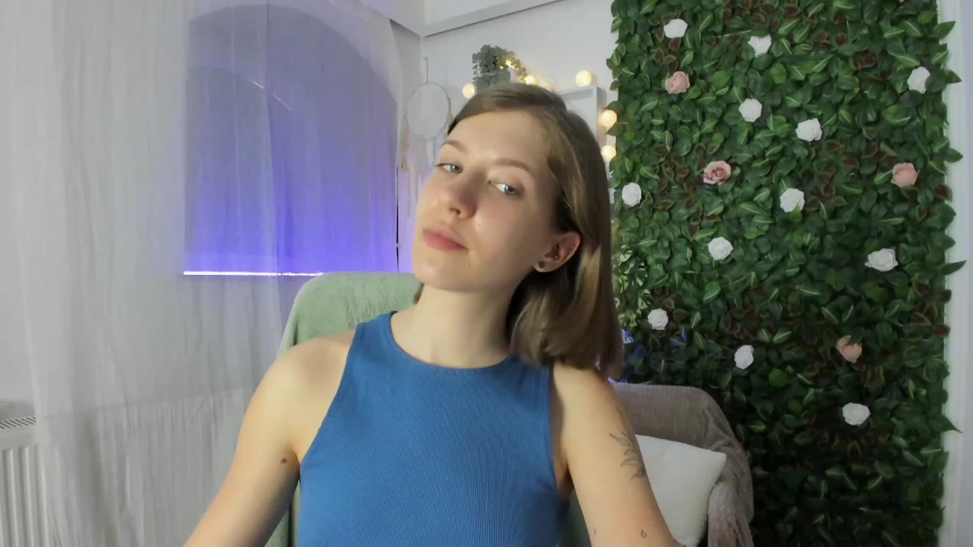 Gallery image thumbnail from Natalia_Nice's myfreecams stream on, 05/01/2023, 14:38 image 12 of 20