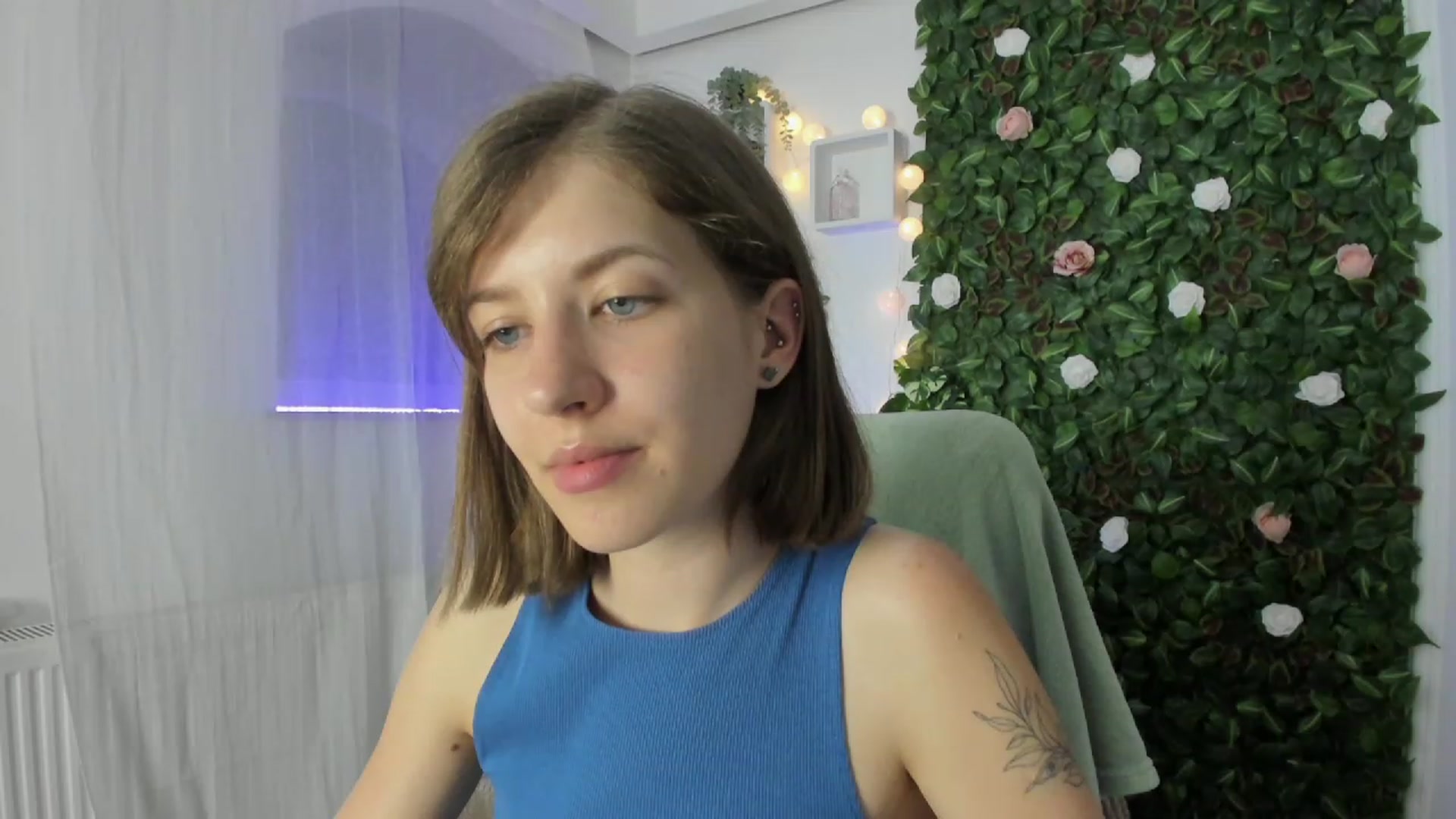Gallery image thumbnail from Natalia_Nice's myfreecams stream on, 05/01/2023, 16:38 image 13 of 20