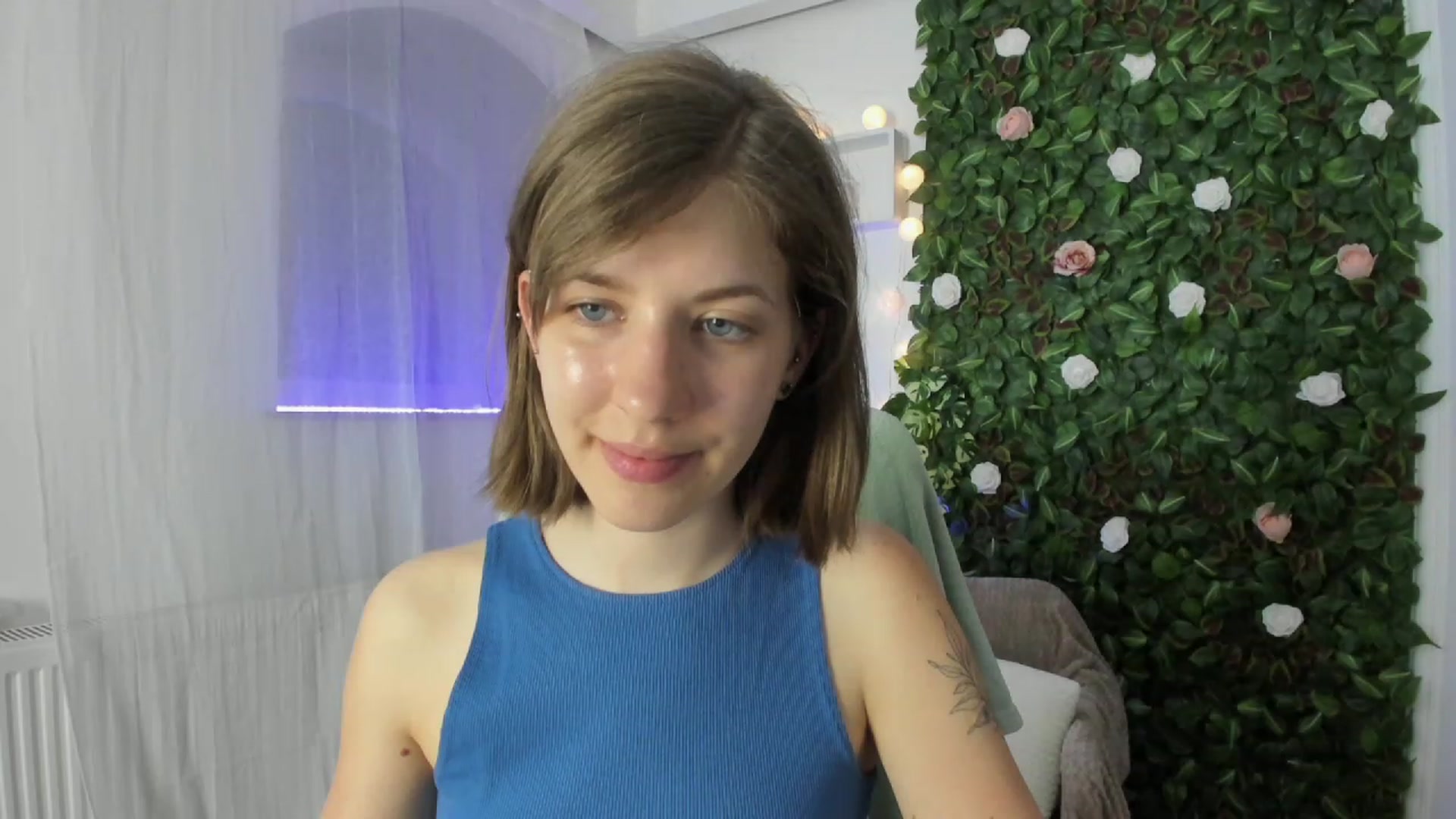 Gallery image thumbnail from Natalia_Nice's myfreecams stream on, 05/01/2023, 16:38 image 8 of 20