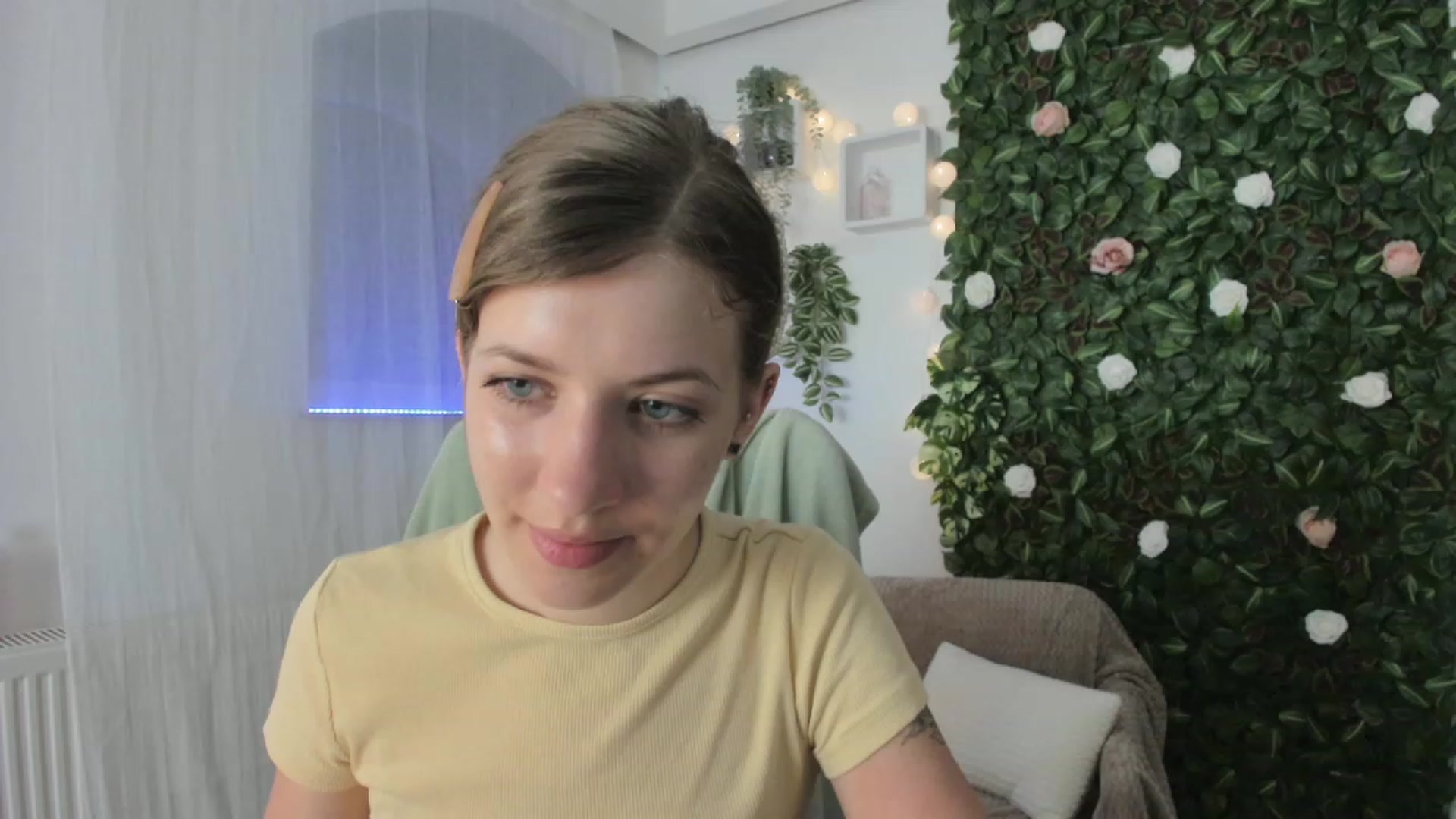 Gallery image thumbnail from Natalia_Nice's myfreecams stream on, 05/02/2023, 14:46 image 5 of 20