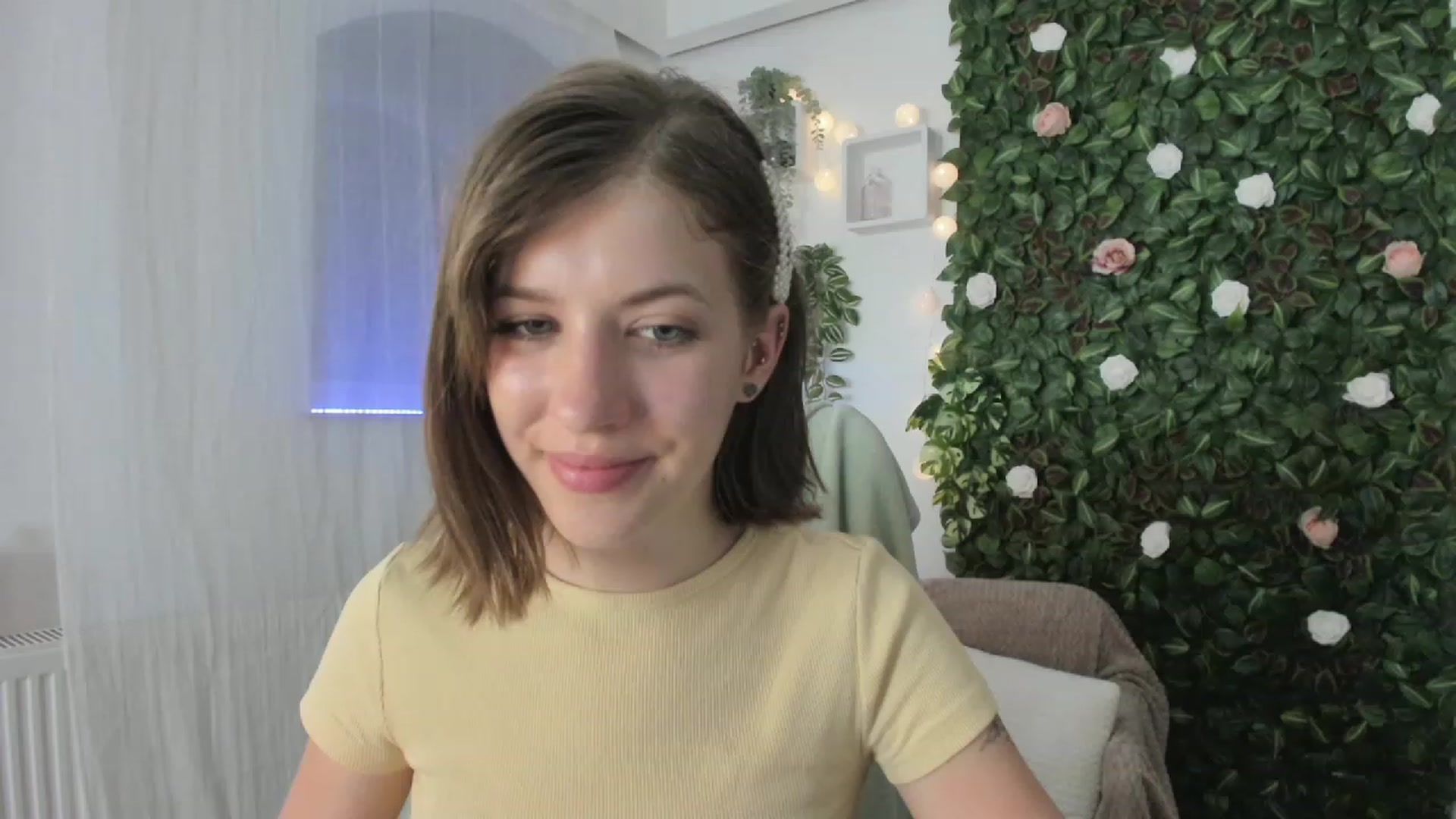 Gallery image thumbnail from Natalia_Nice's myfreecams stream on, 05/02/2023, 16:01 image 2 of 20