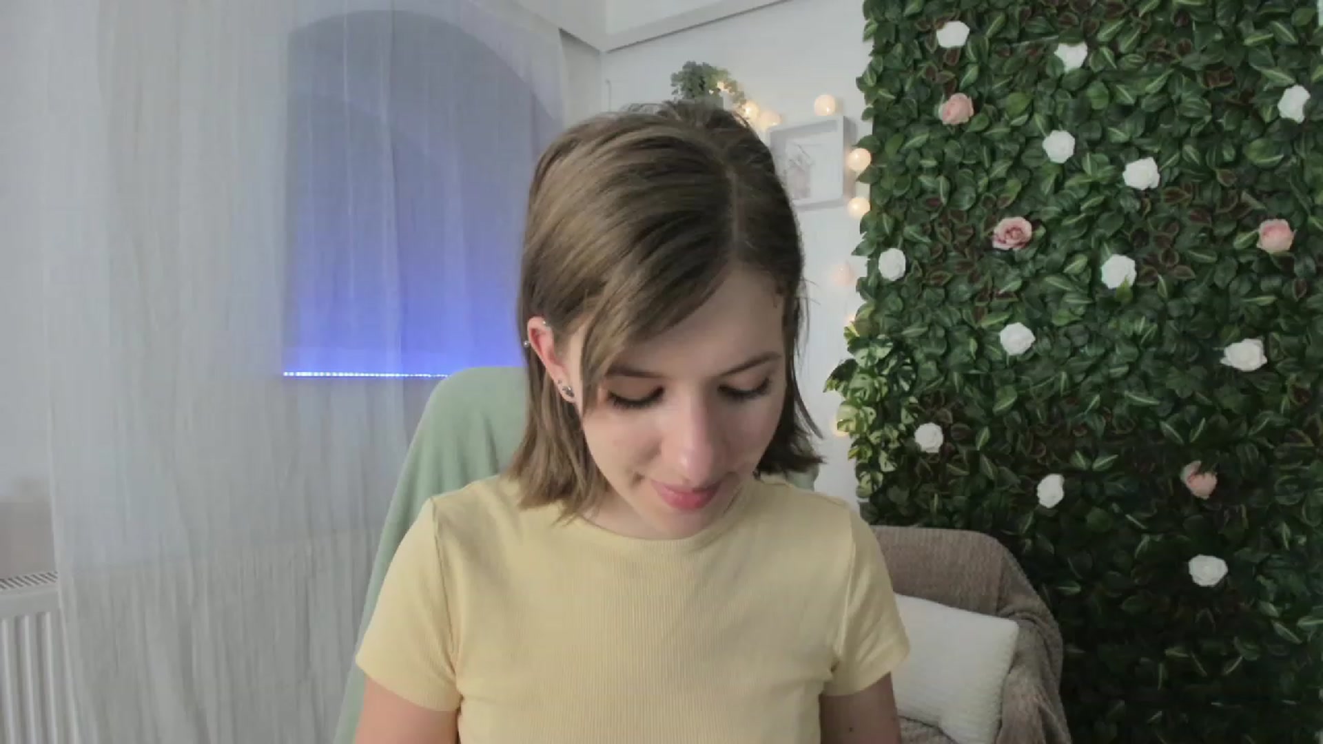 Gallery image thumbnail from Natalia_Nice's myfreecams stream on, 05/02/2023, 16:01 image 4 of 20