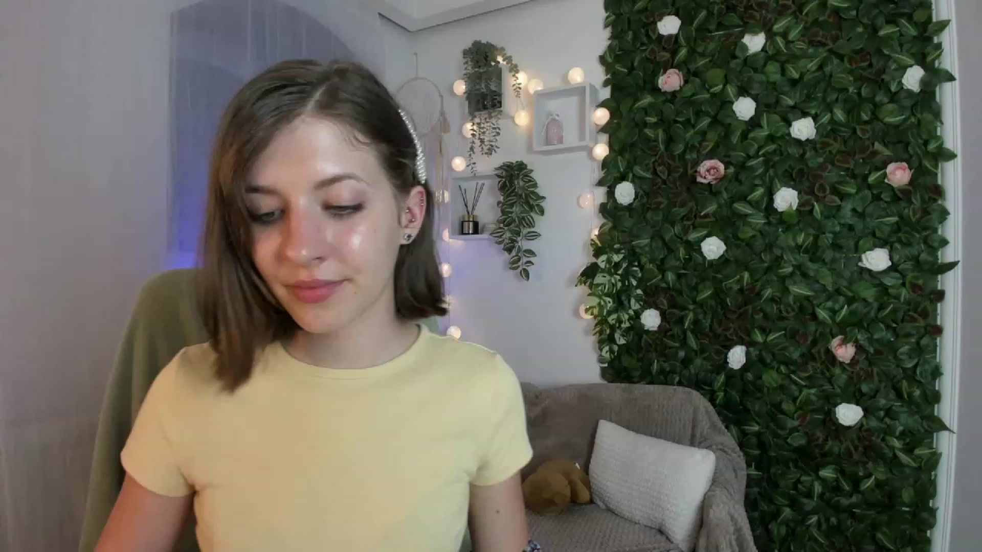 Gallery image thumbnail from Natalia_Nice's myfreecams stream on, 05/02/2023, 17:51 image 15 of 20